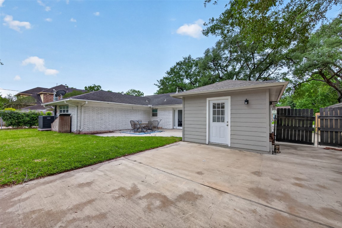 11107 Cedarhurst Drive Property Photo 39