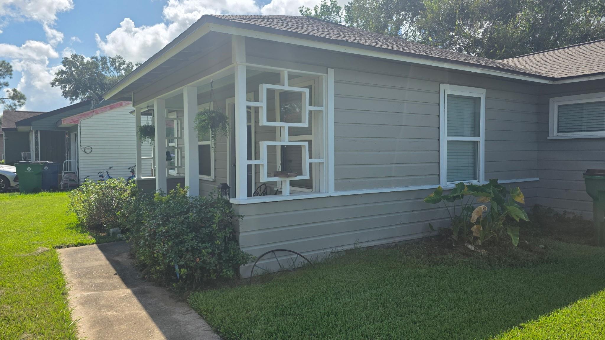 1208 Chevy Chase Drive, Angleton Tx 77515 Property Photo 4