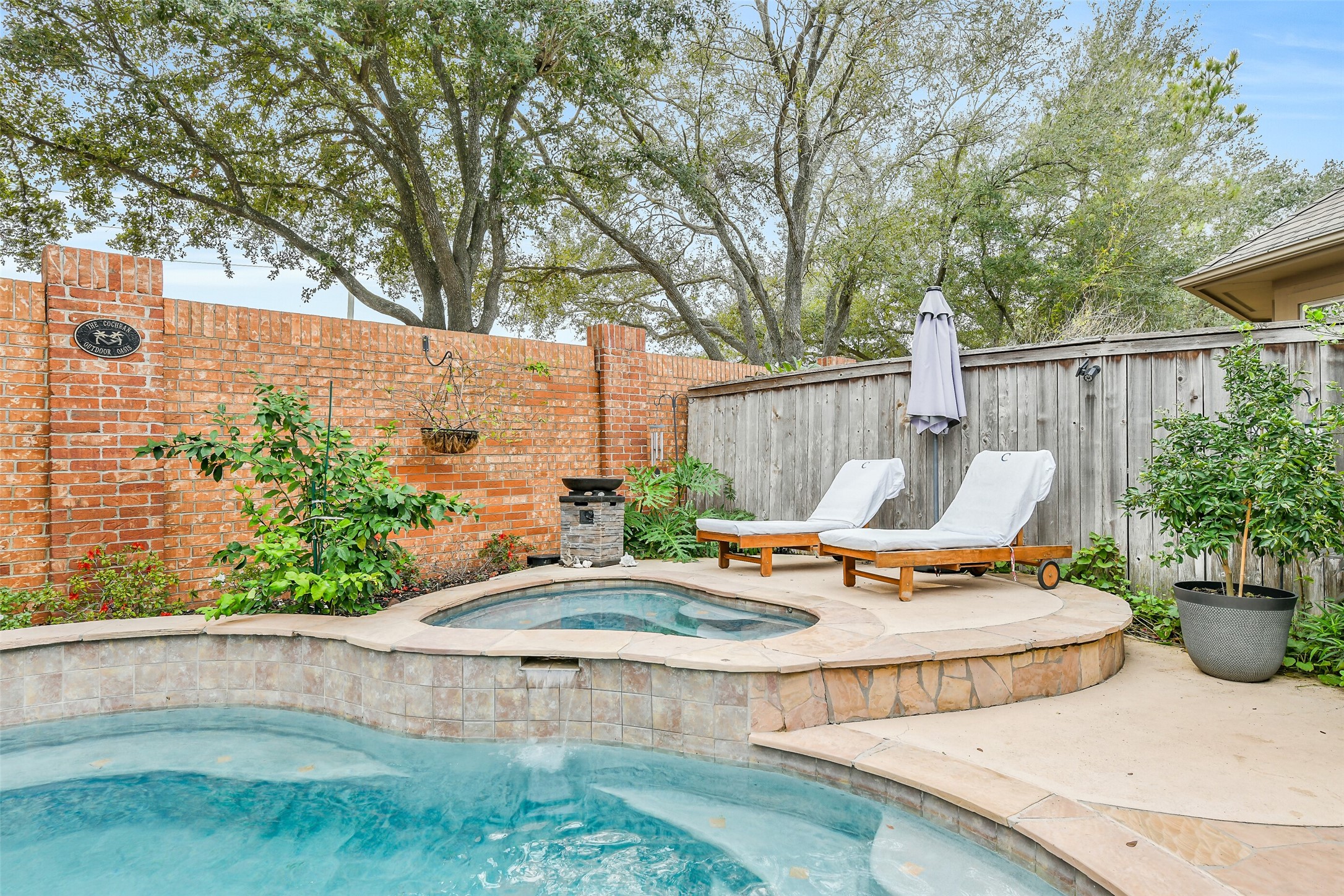 11413 Gallant Ridge Lane Property Photo 4