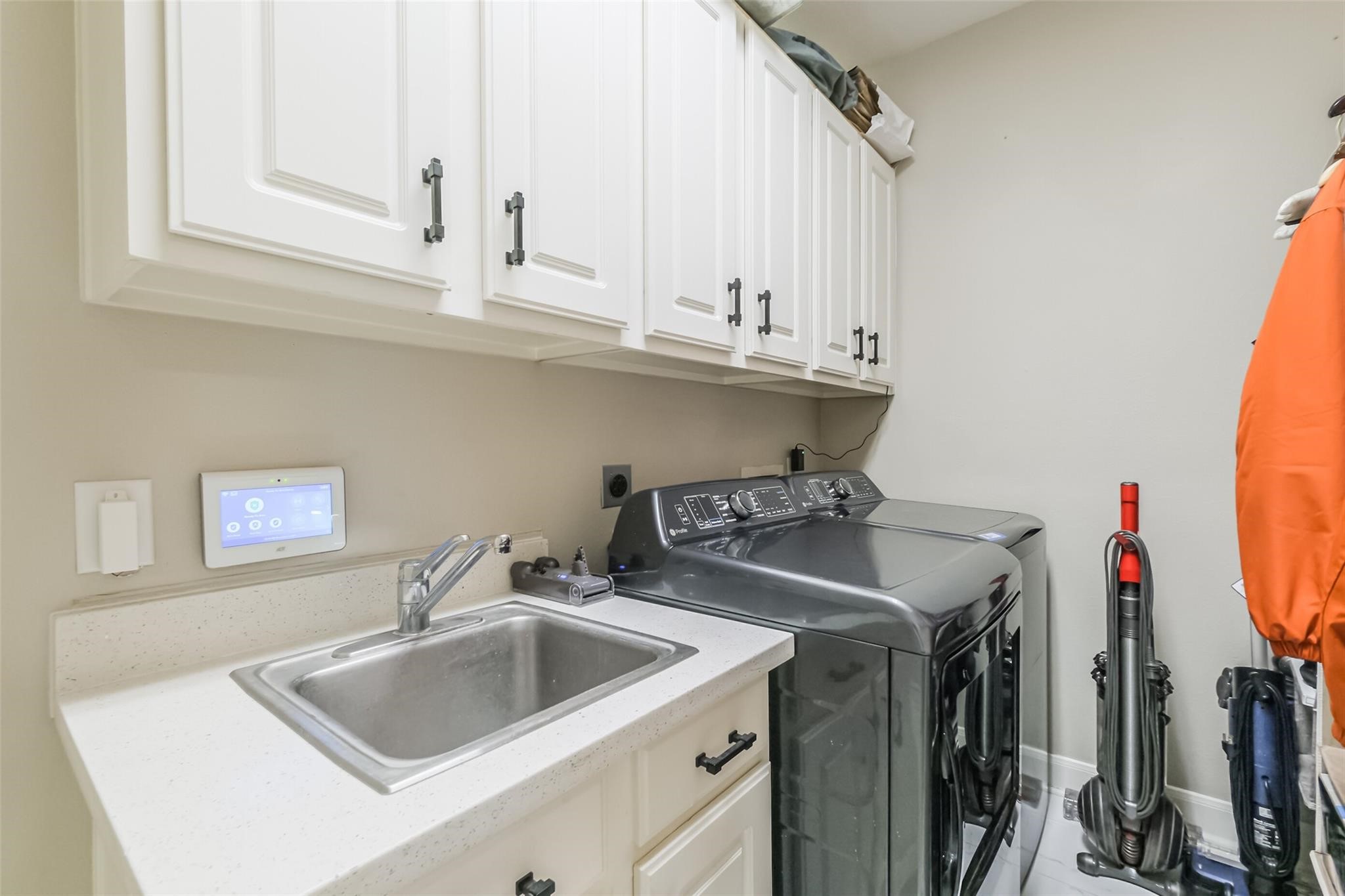 11413 Gallant Ridge Lane Property Photo 47