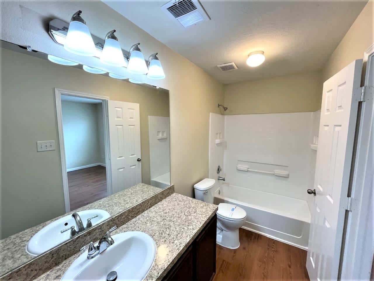18715 Dennington Drive Property Photo 14