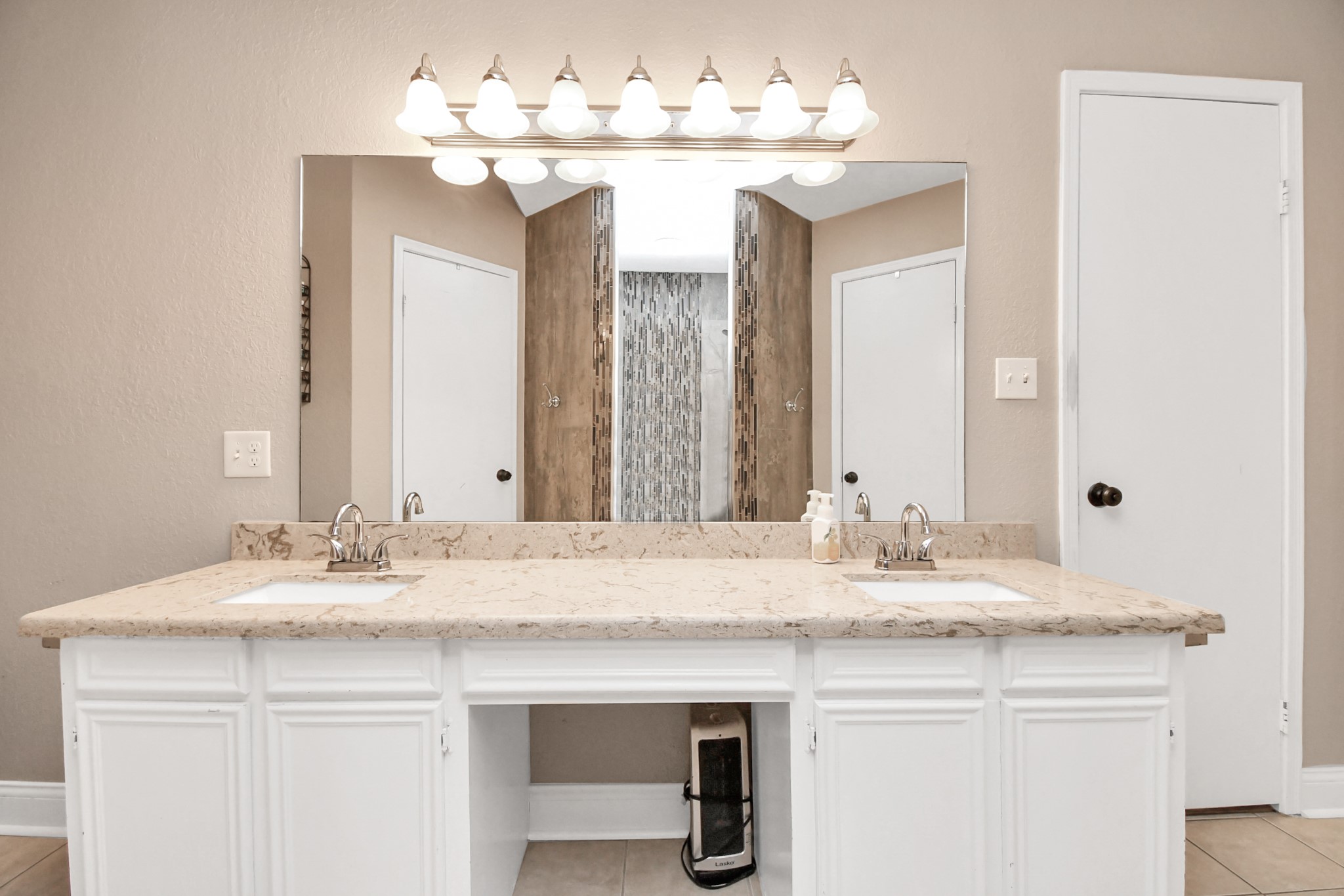 20202 Deer Run Road Property Photo 17