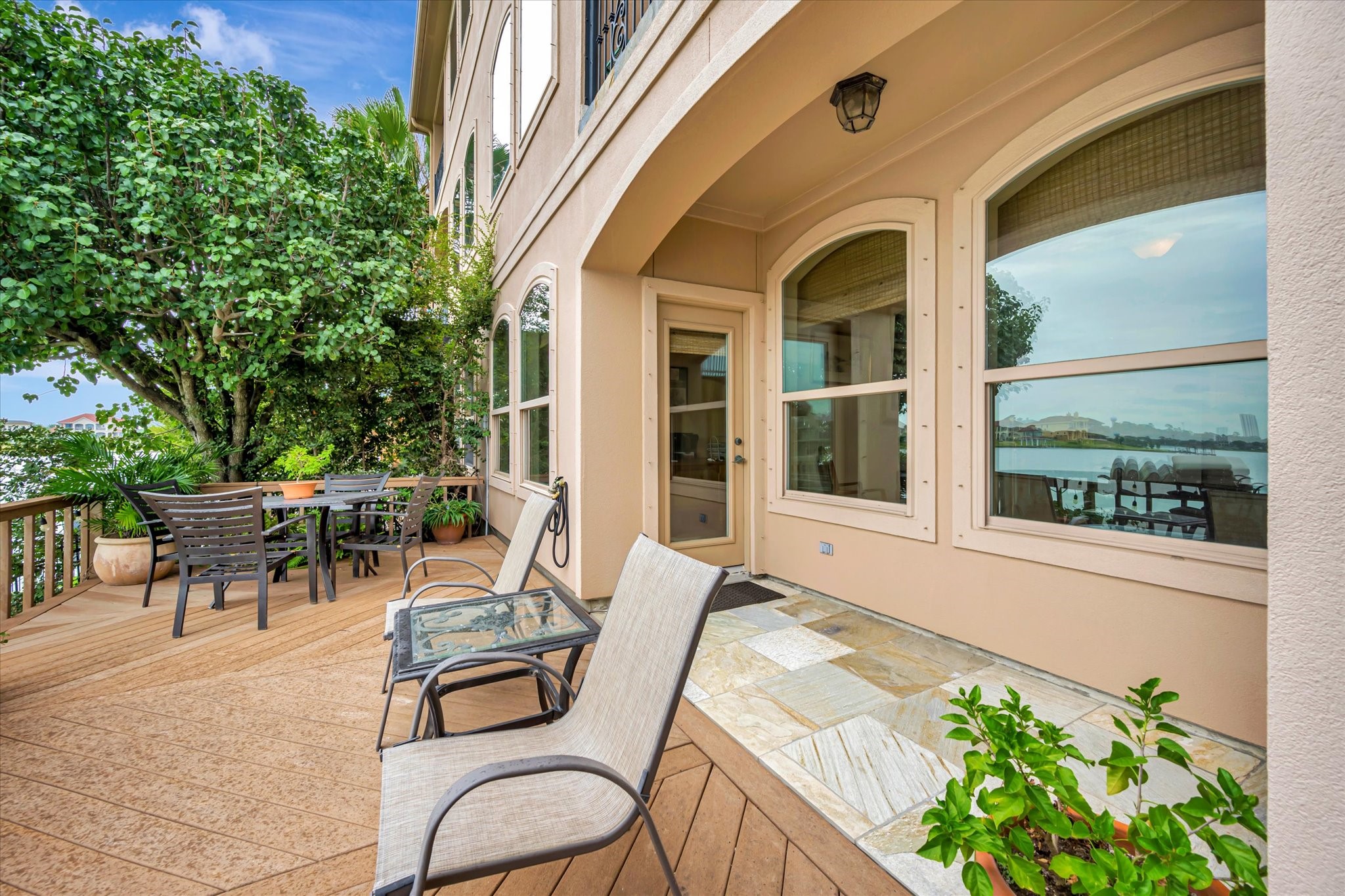 4125 Boardwalk Boulevard Property Photo 5