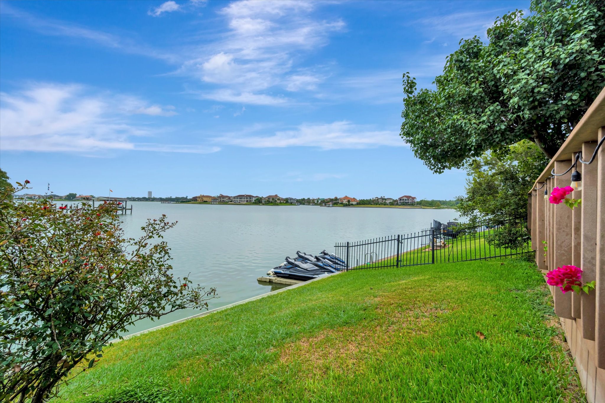 4125 Boardwalk Boulevard Property Photo 9
