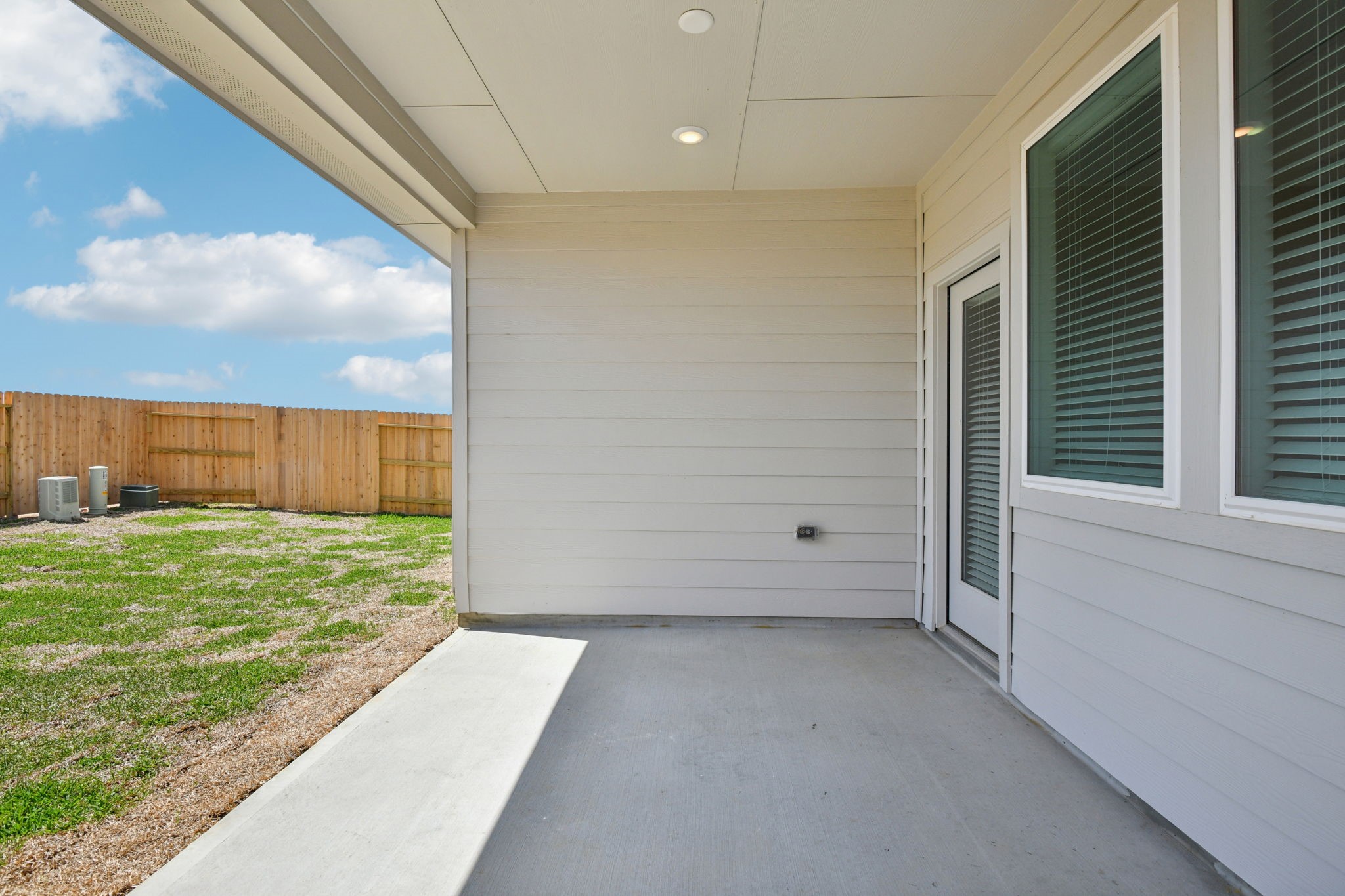 2402 Pioneer Landing Lane Property Photo 36