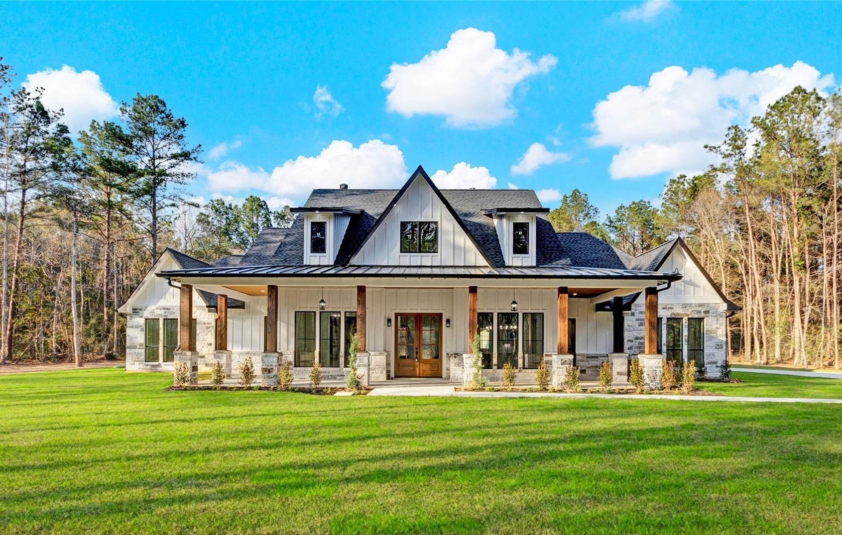 7509 Clark Road Property Photo