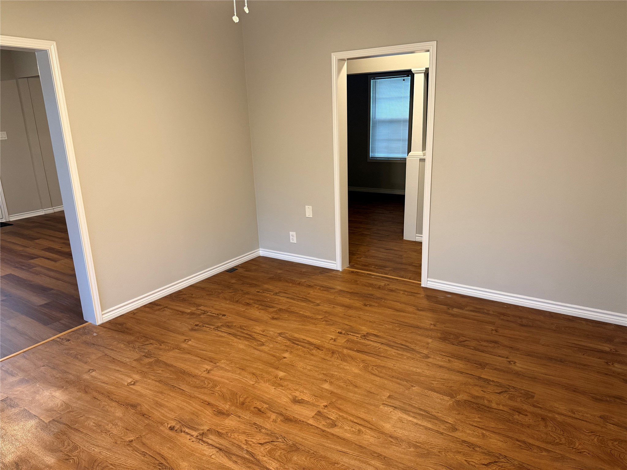 1934 Austin Avenue Property Photo 3
