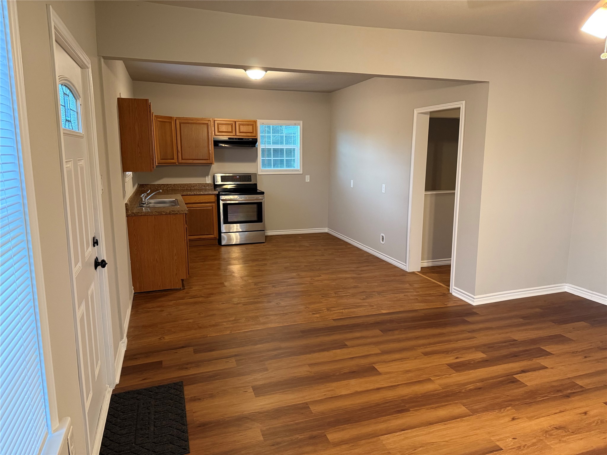 1934 Austin Avenue Property Photo 5