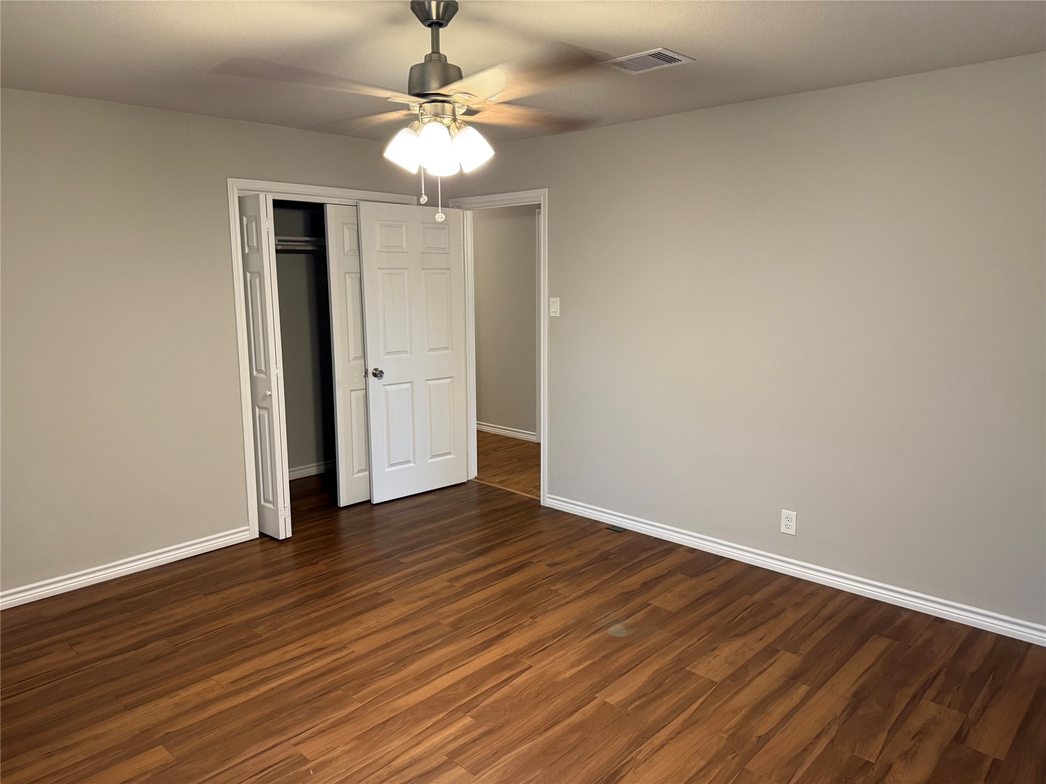 1934 Austin Avenue Property Photo 10