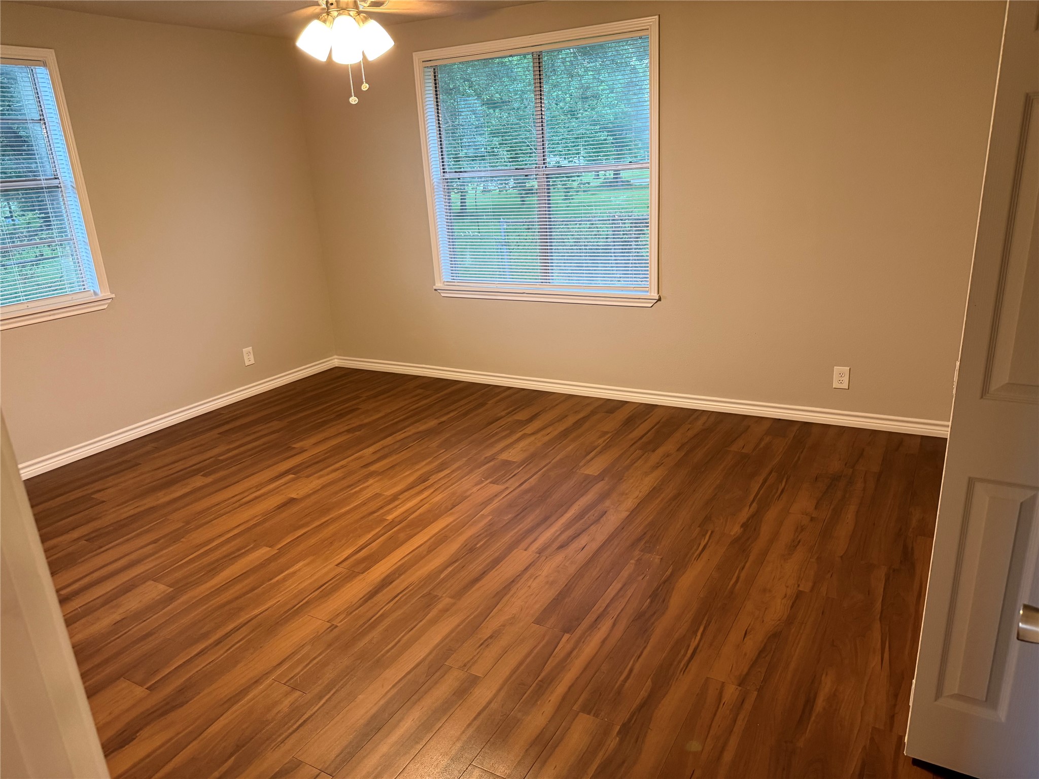 1934 Austin Avenue Property Photo 14
