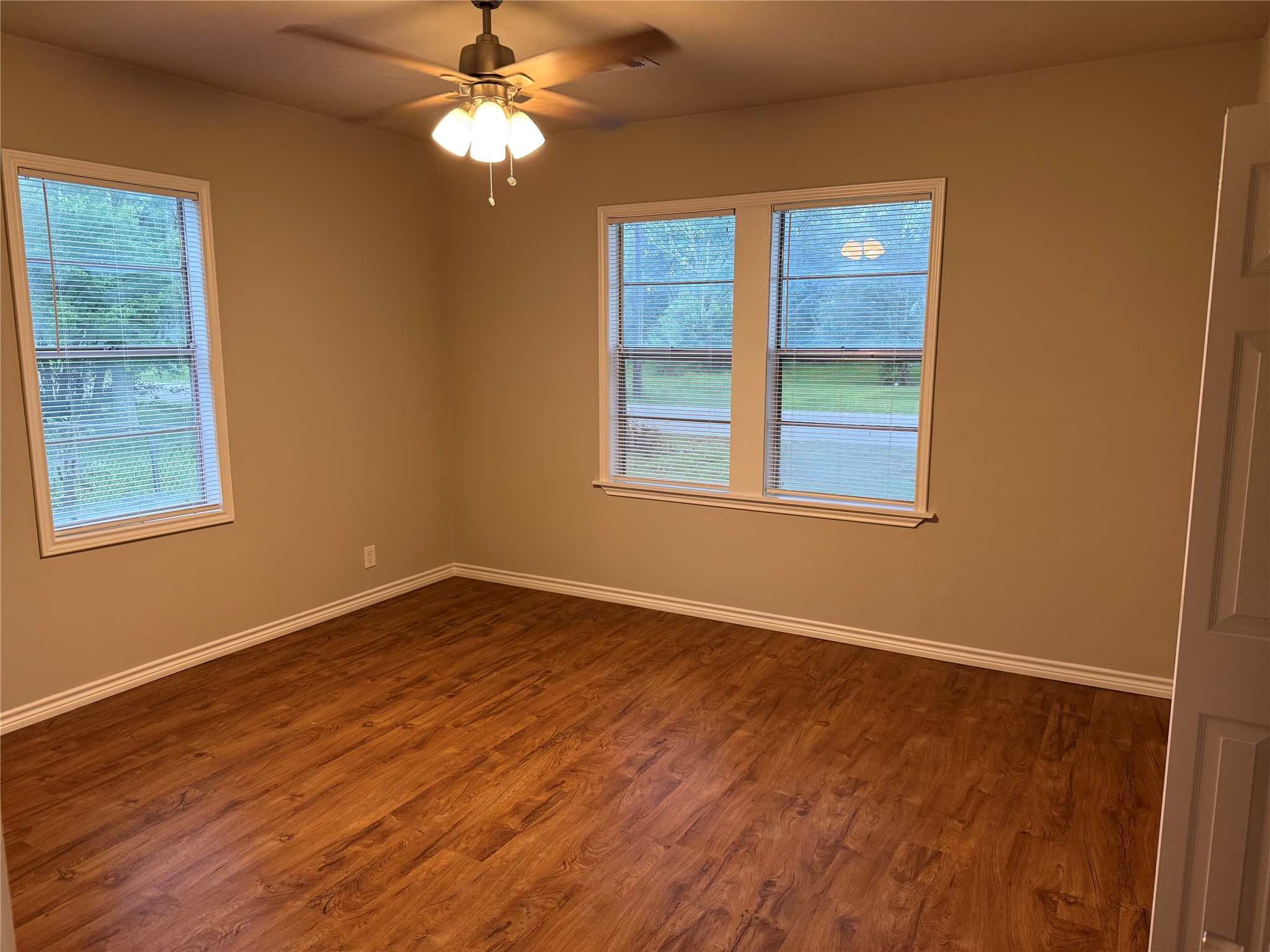 1934 Austin Avenue Property Photo 22