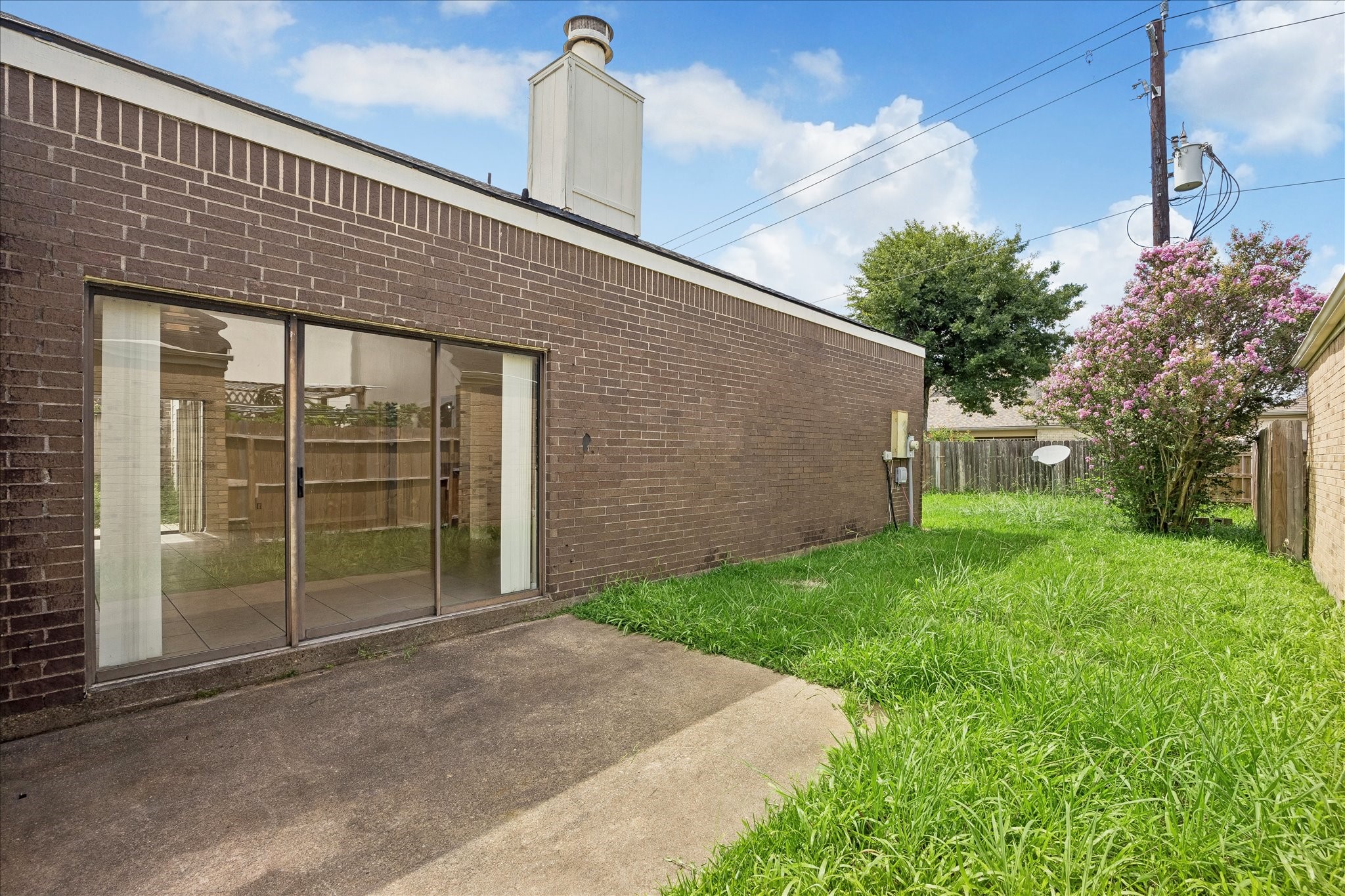 8018 Cobblefield Lane Property Photo 19