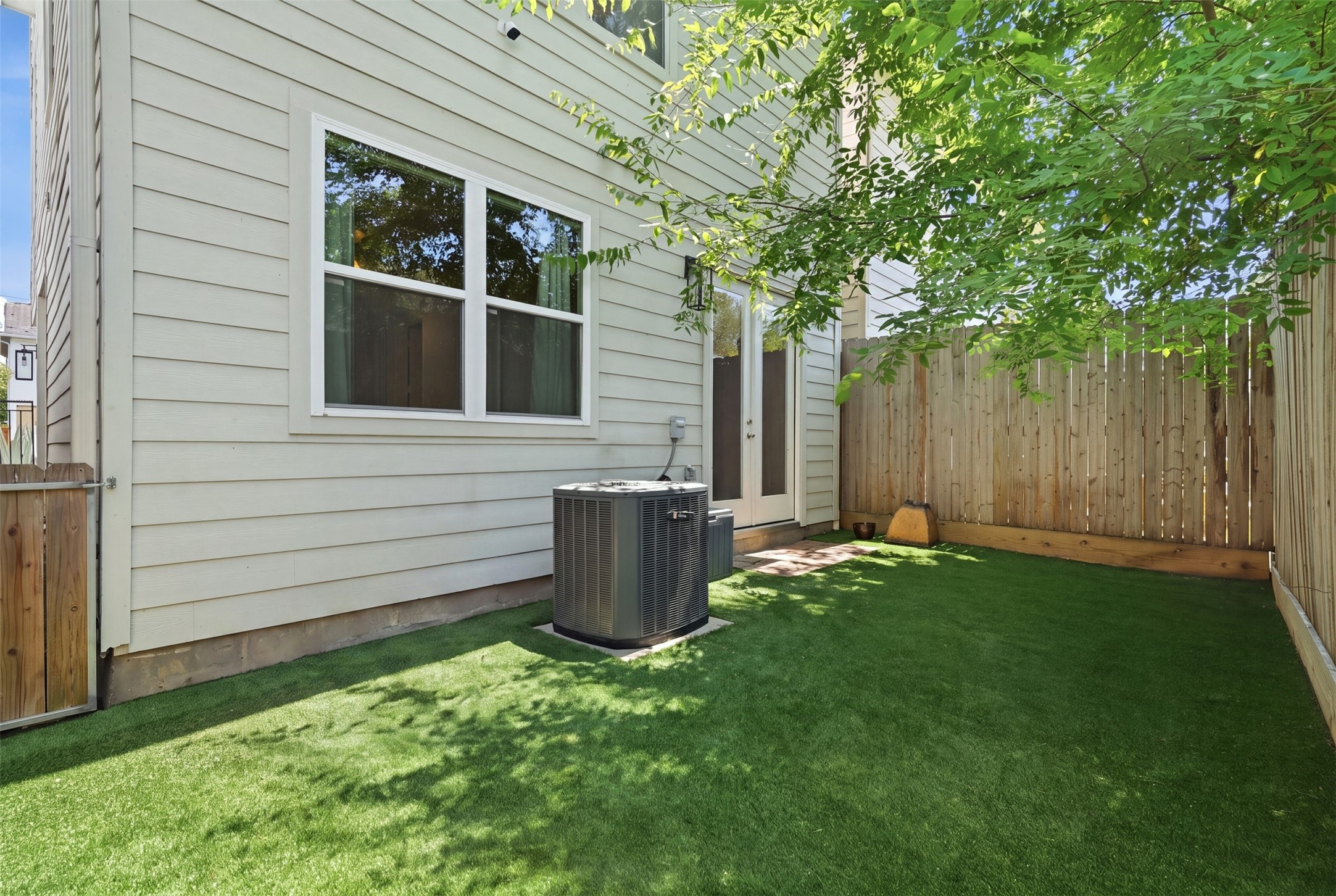 2513 Detering Street Property Photo 26