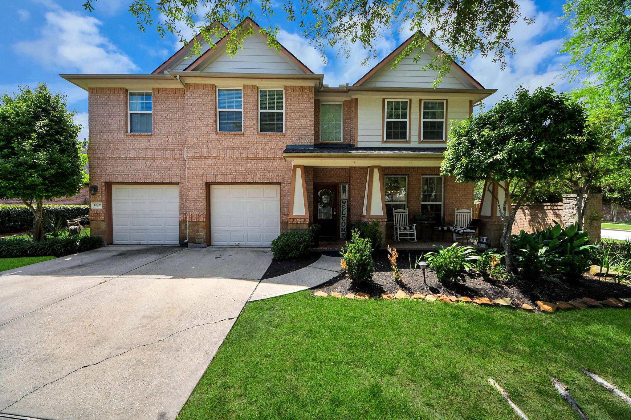 13827 Pepperstone Lane Property Photo 1