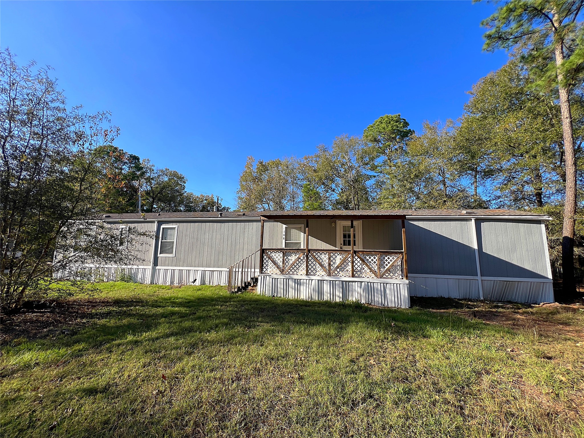 108 Hunters Gln Property Photo 4