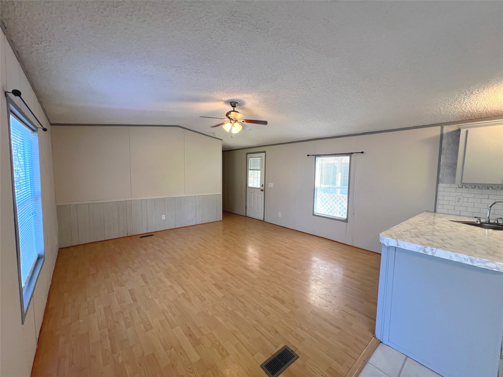 108 Hunters Gln Property Photo 9
