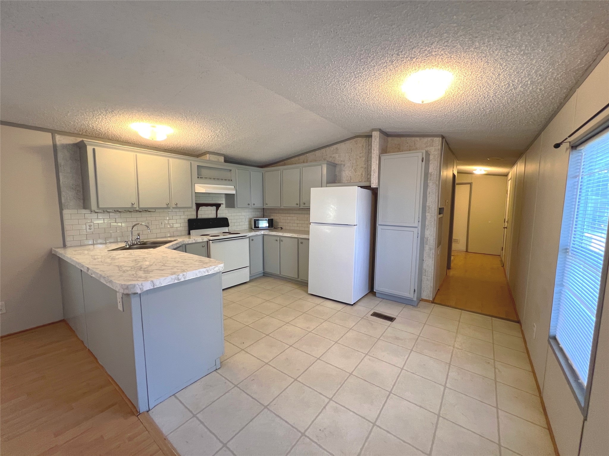 108 Hunters Gln Property Photo 13