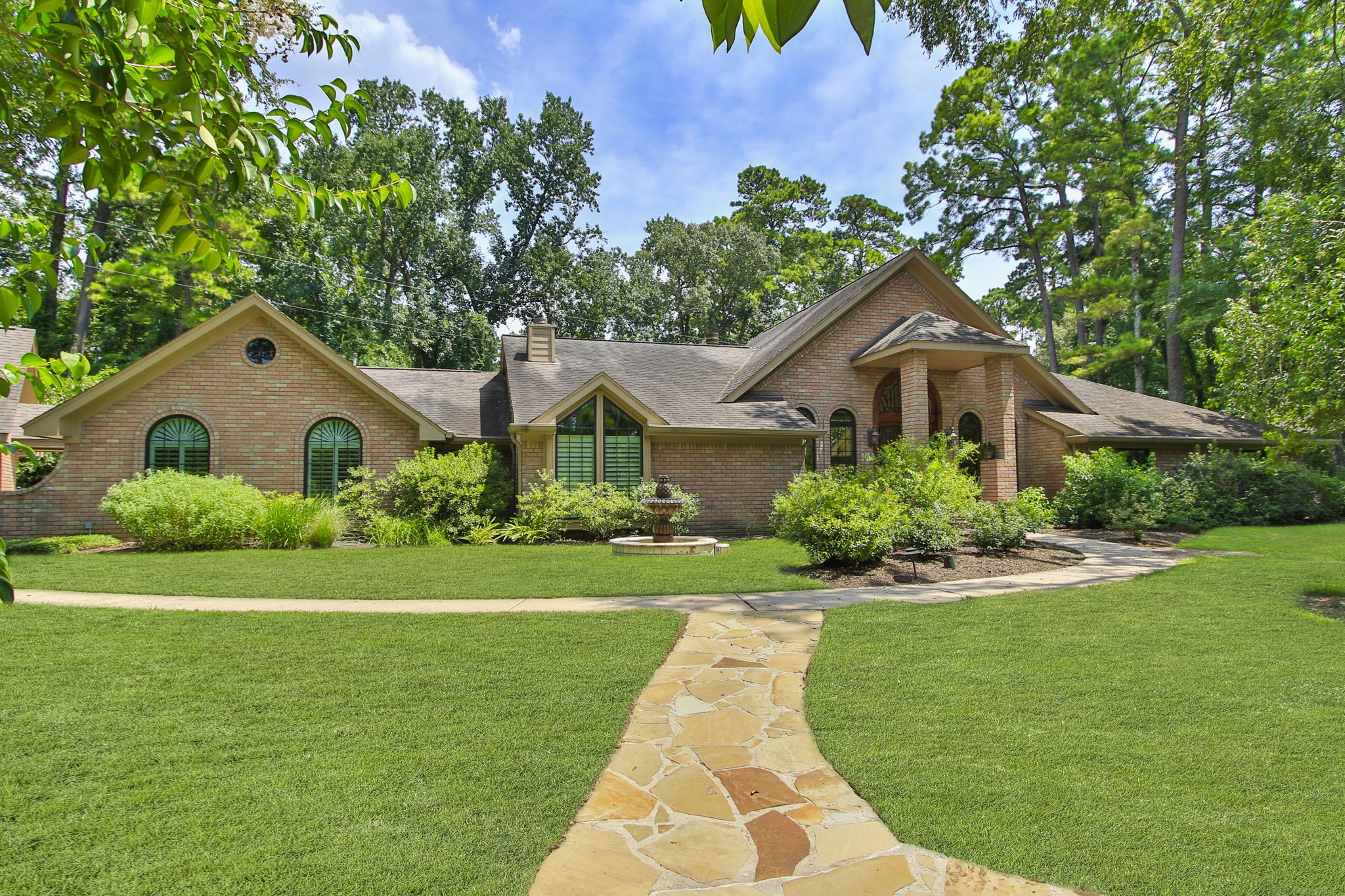 13710 Lost Creek Road Property Photo 1