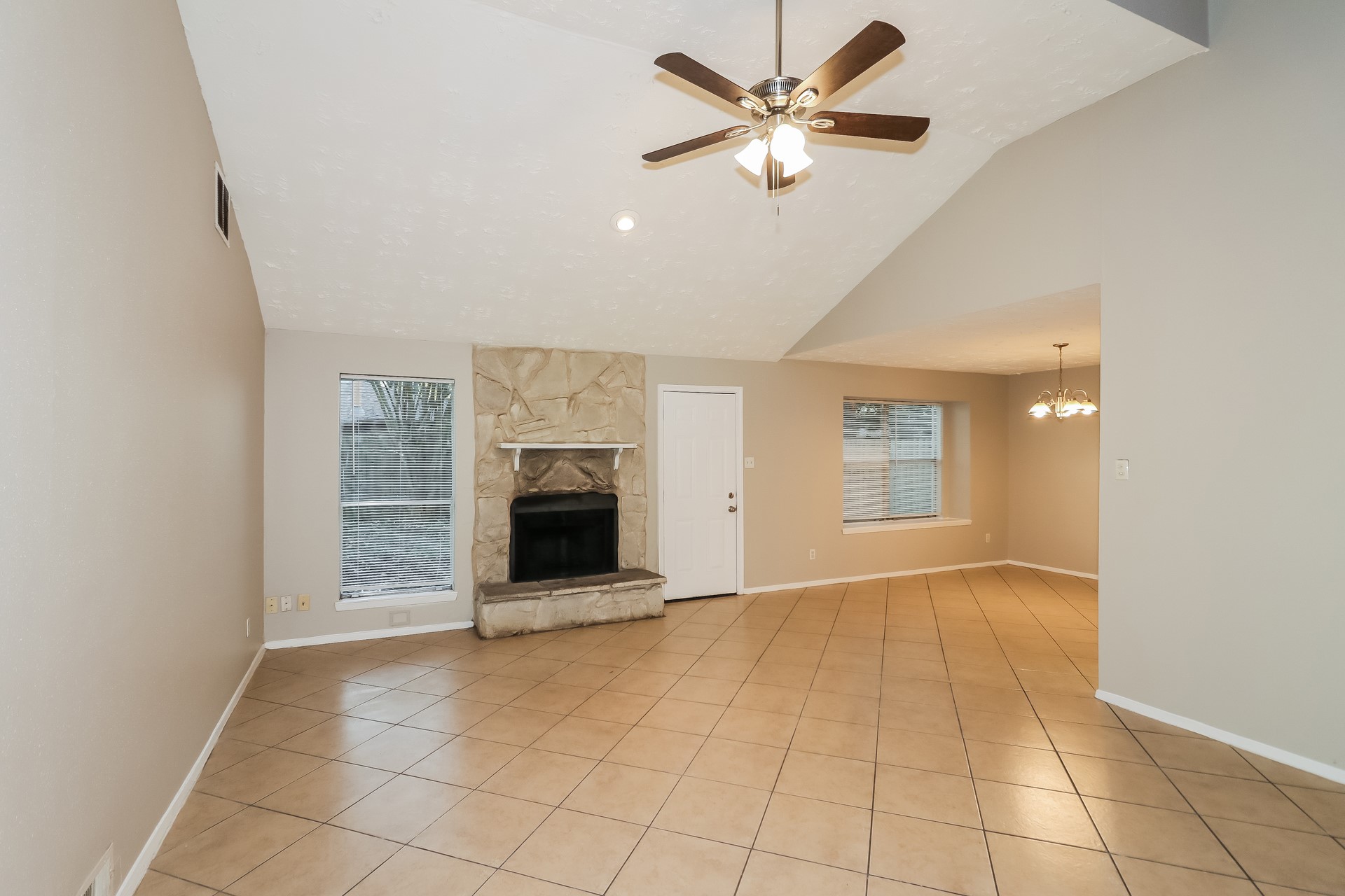 20202 Big Timber Court Property Photo 4