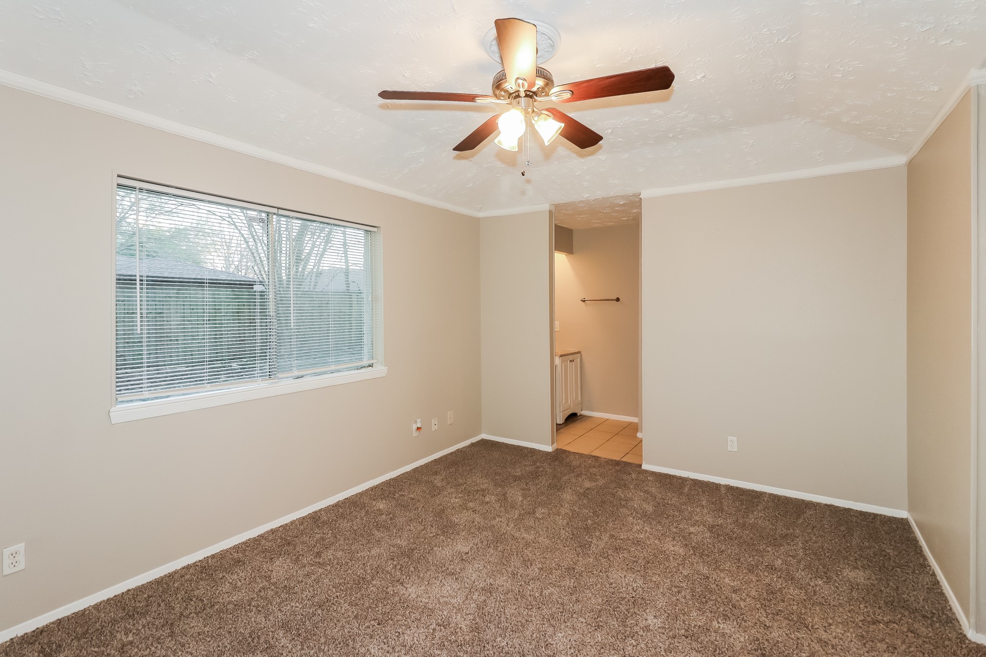 20202 Big Timber Court Property Photo 8