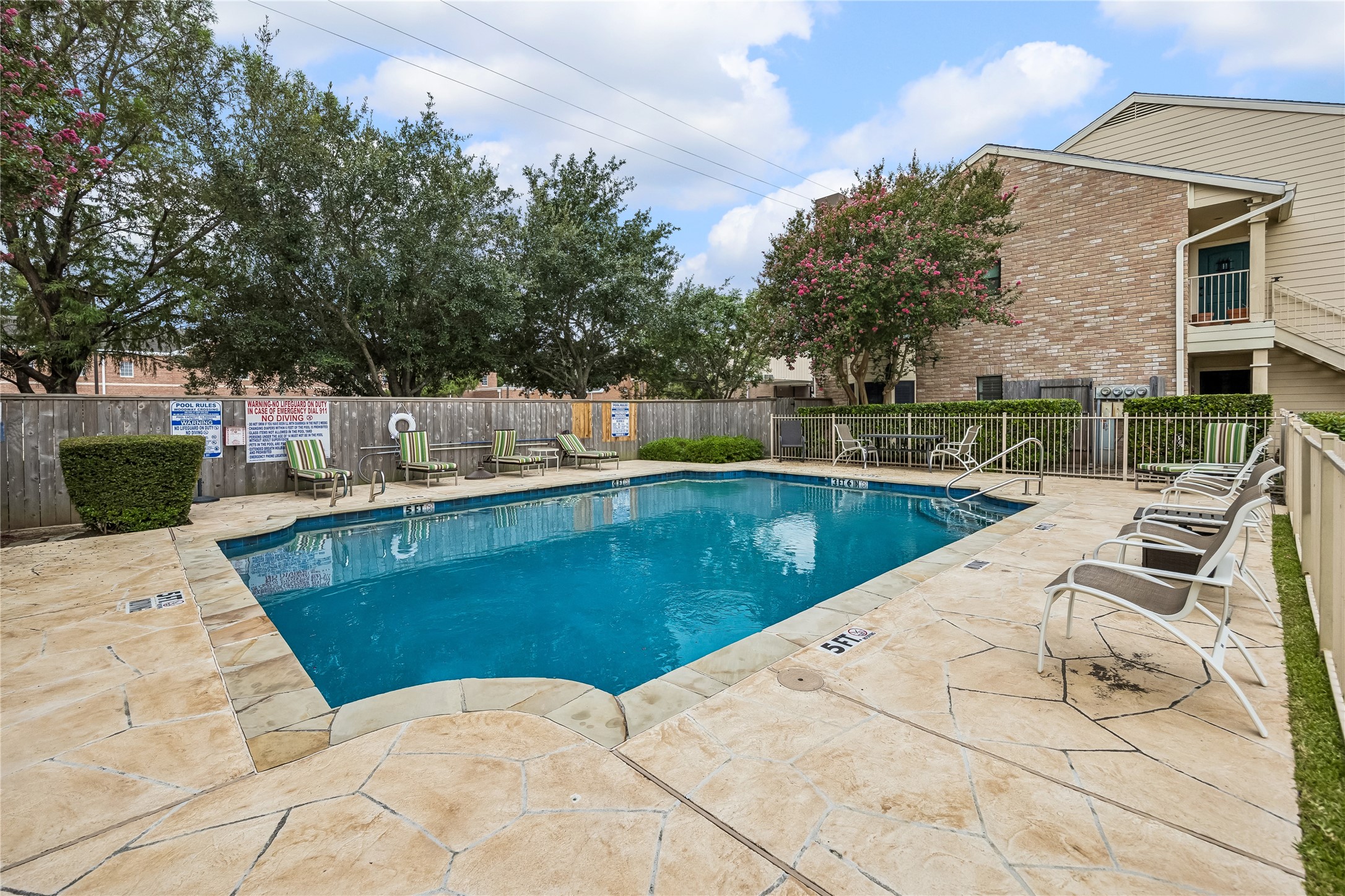 763 Bering Drive B Property Photo 17