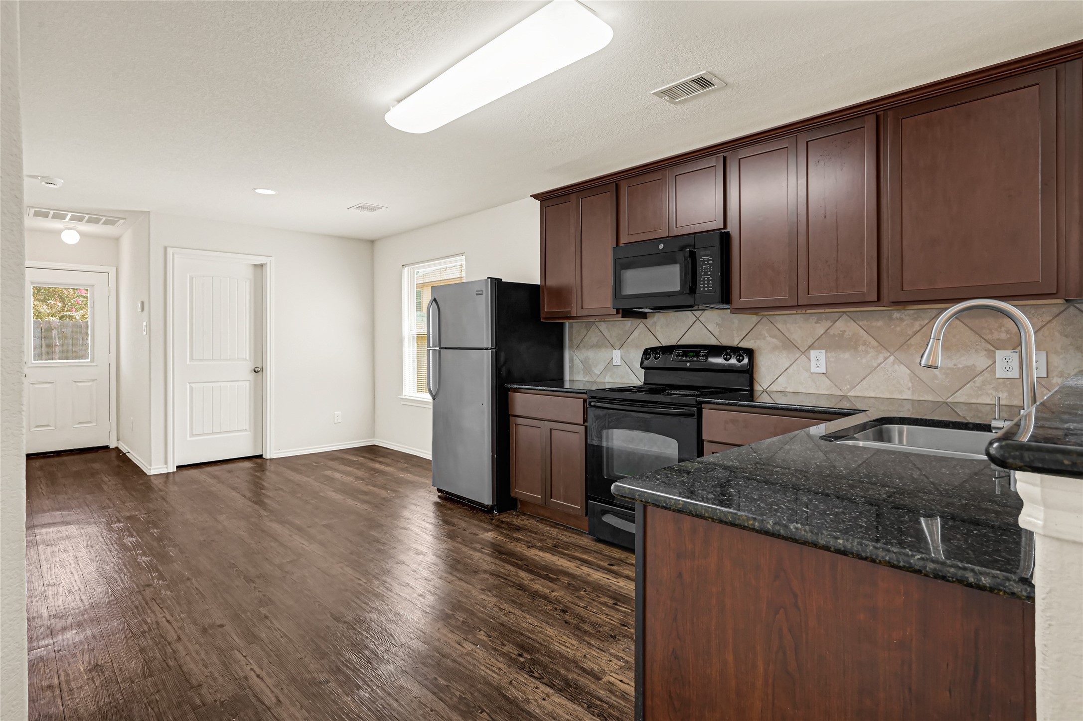 2806 Morgensen Drive Property Photo 2