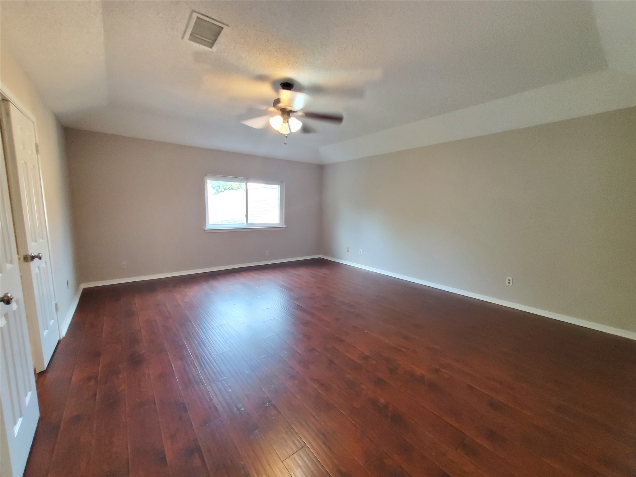 3323 Green Fields Drive Property Photo 10