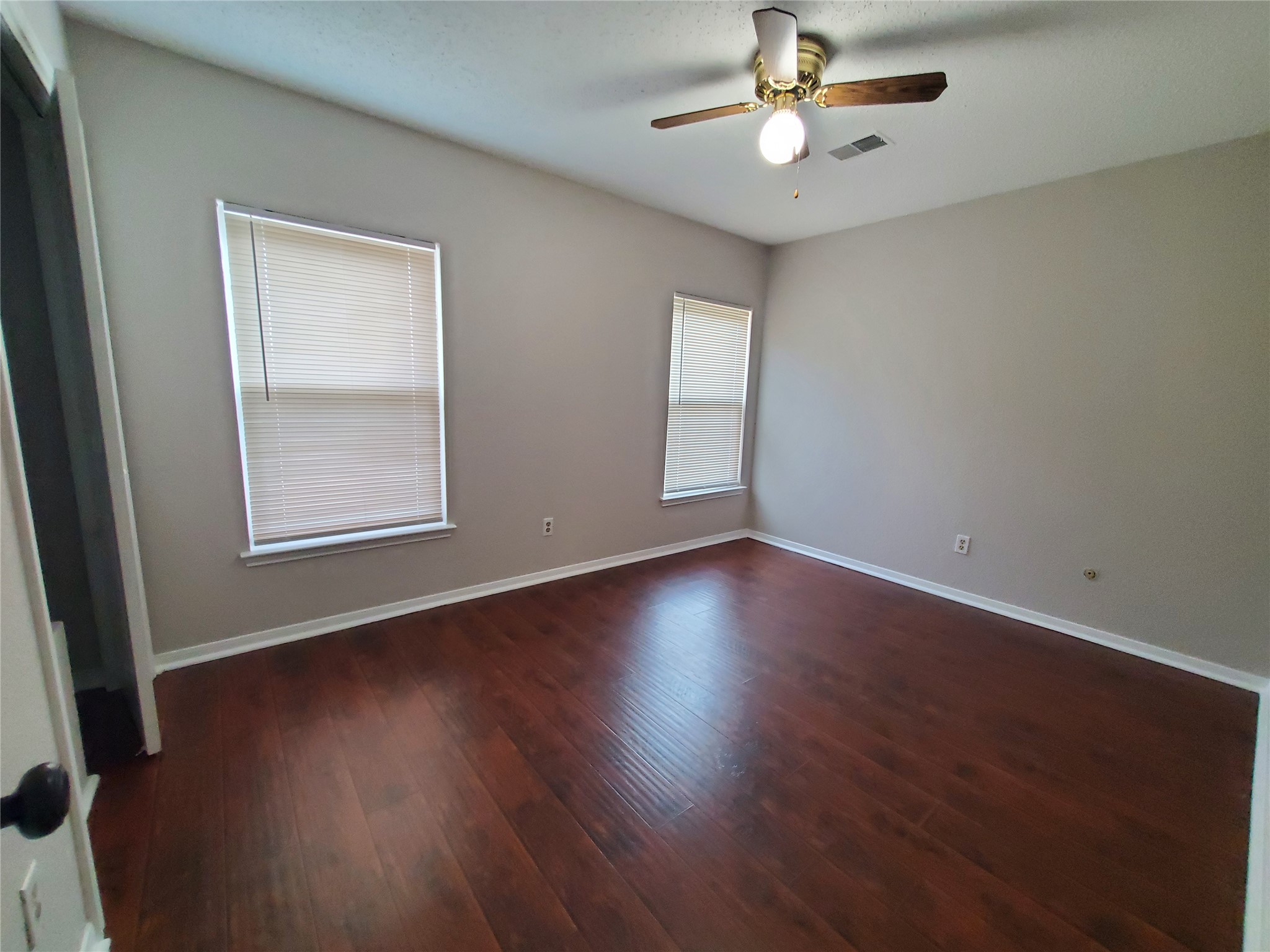 3323 Green Fields Drive Property Photo 15