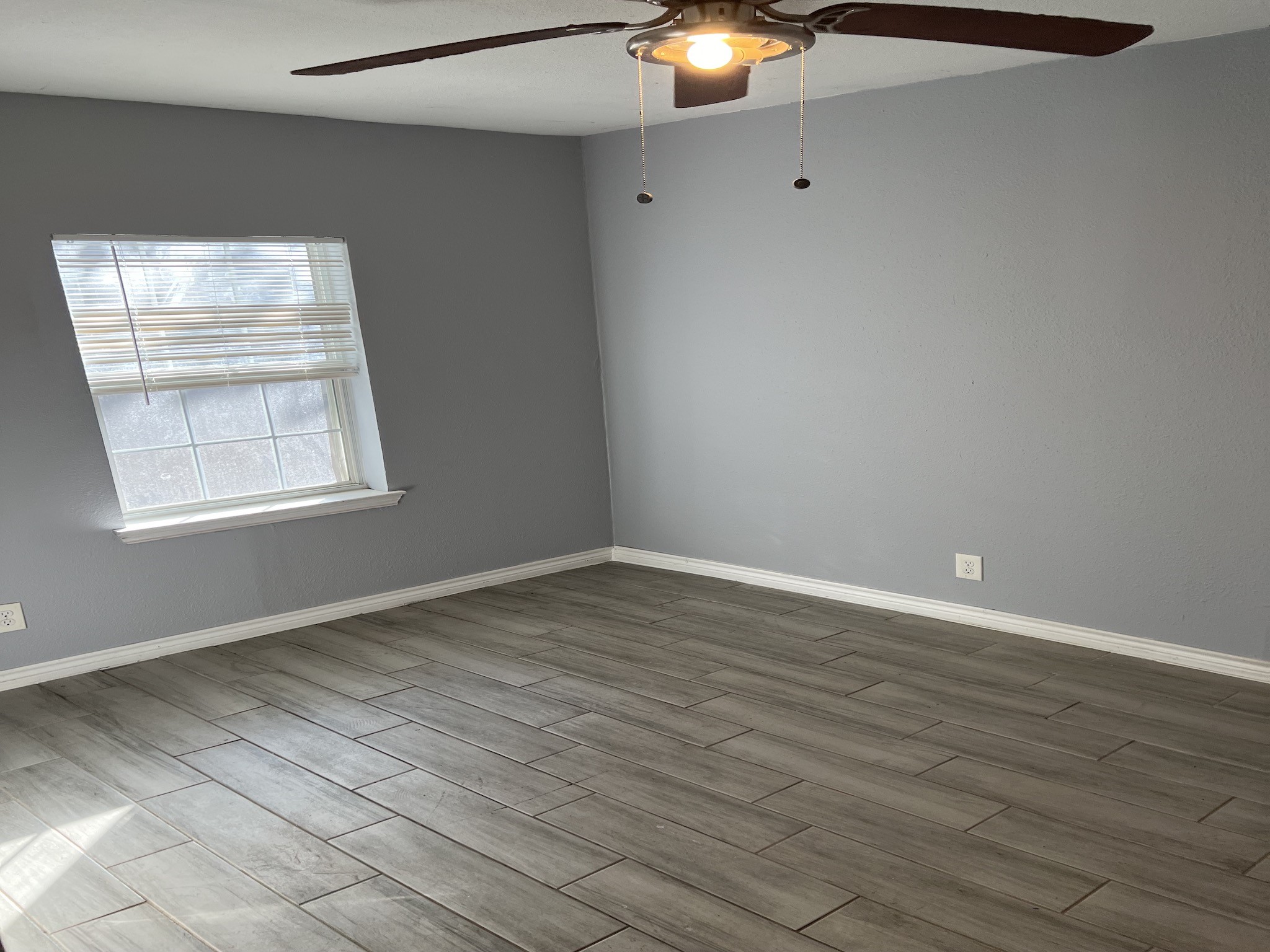 5702 Westover Street Property Photo 5
