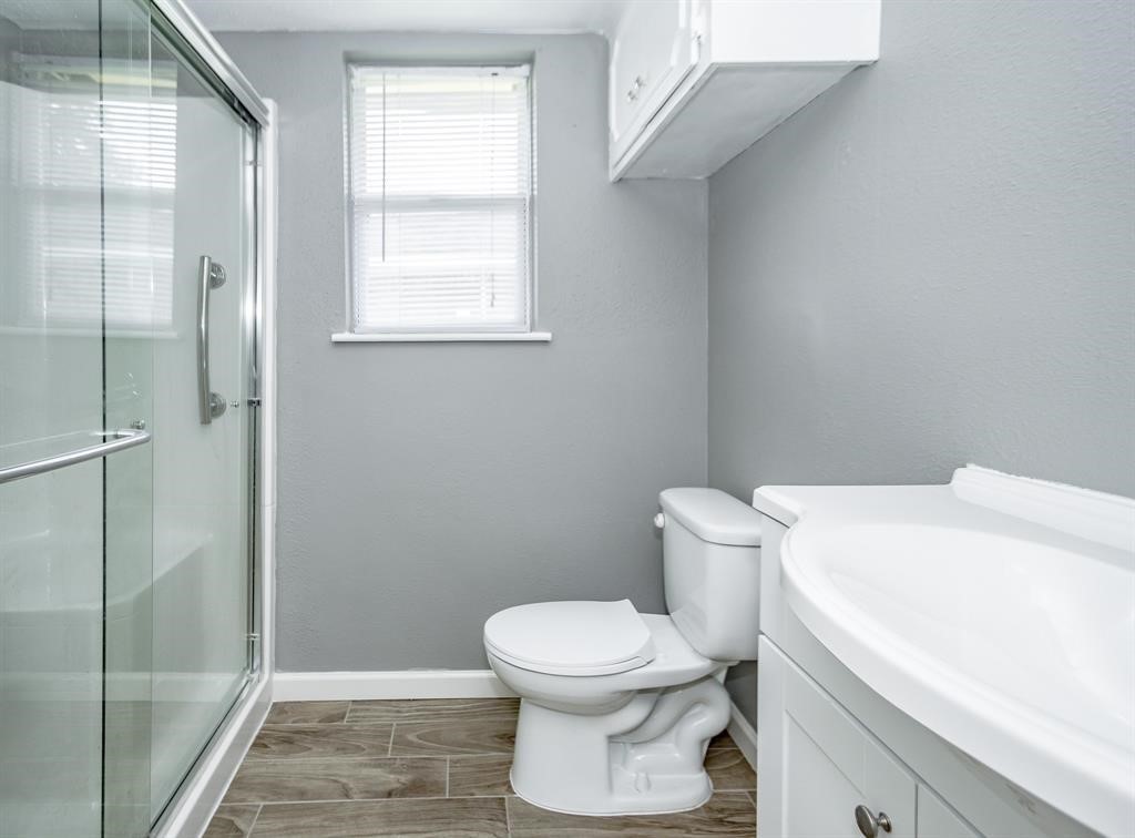12106 Pompton Drive Property Photo 12