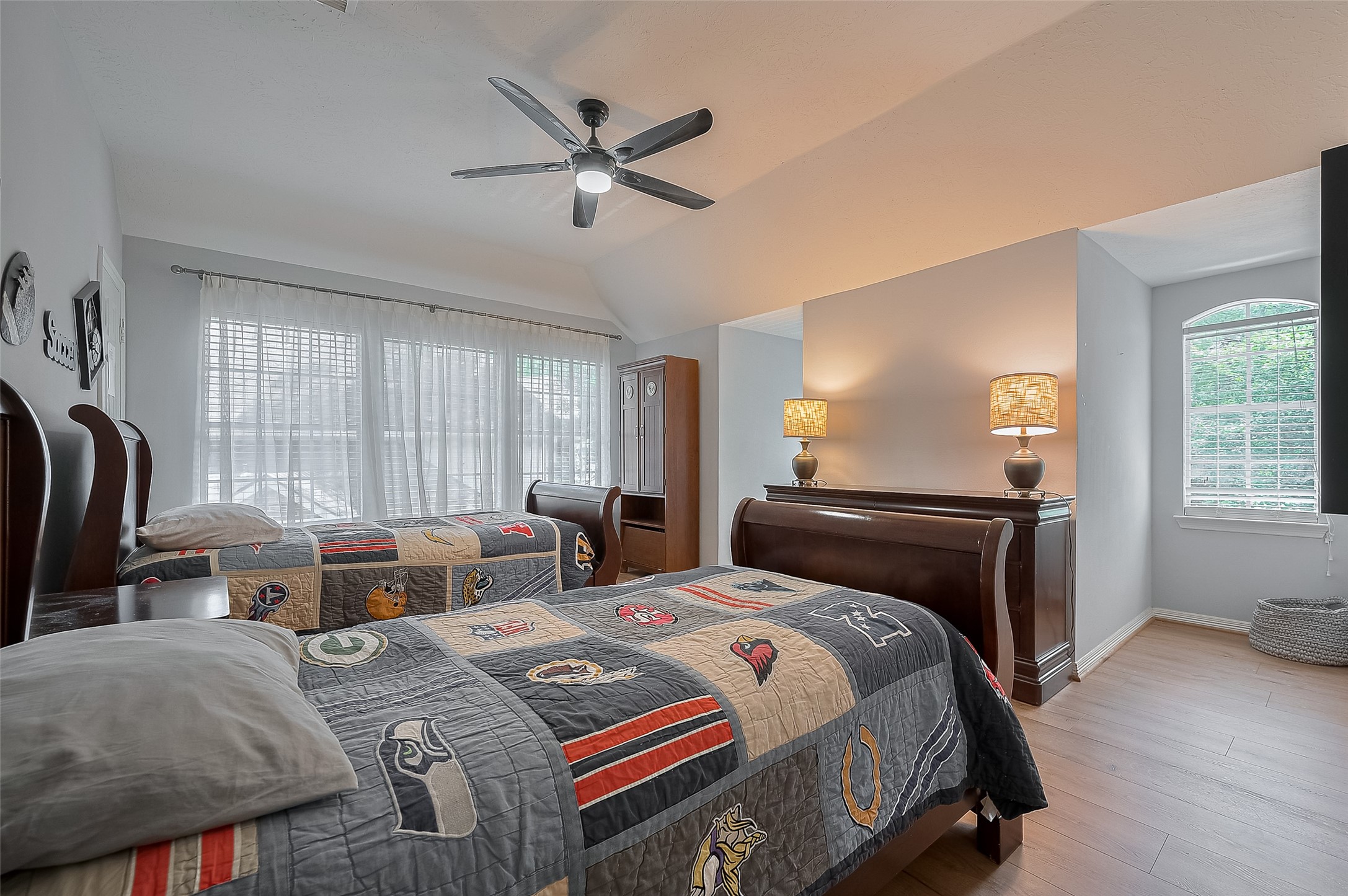 7 Peaceful Canyon Court Property Photo 25