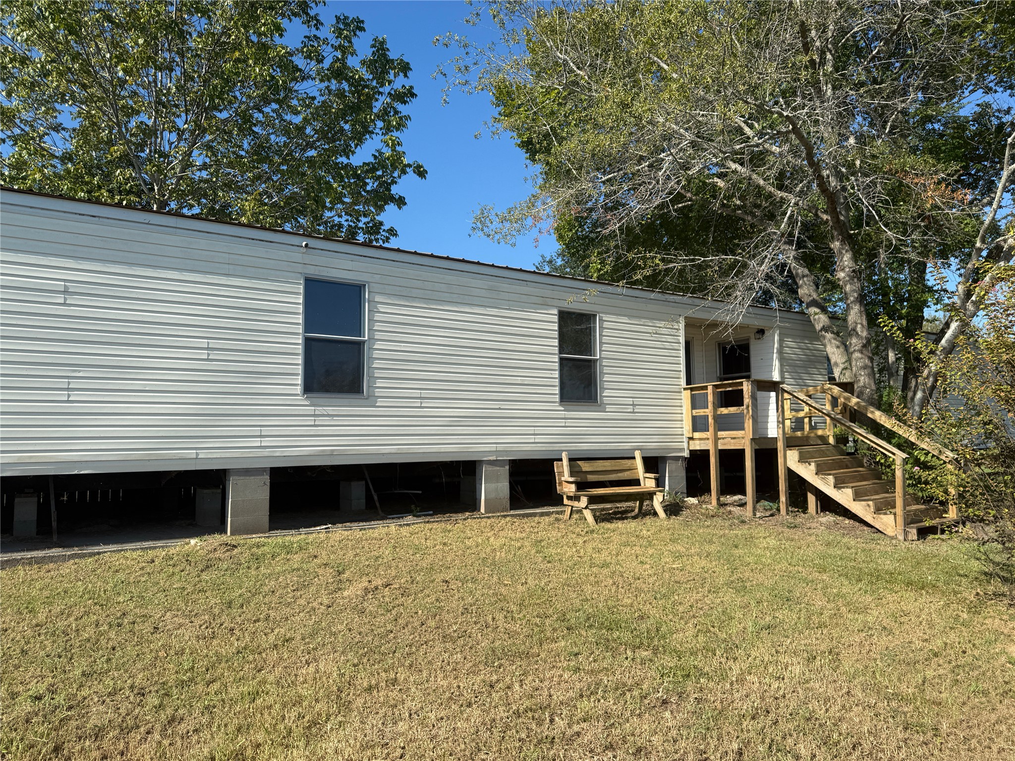 14 Walnut Bend Property Photo 9