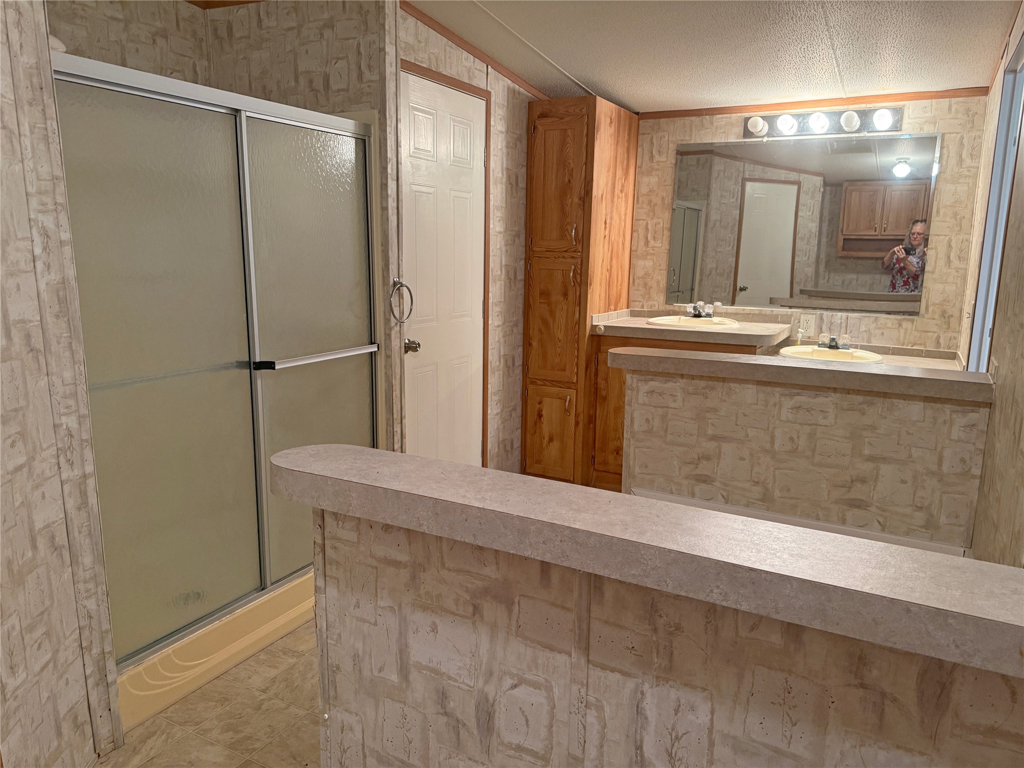 14 Walnut Bend Property Photo 14