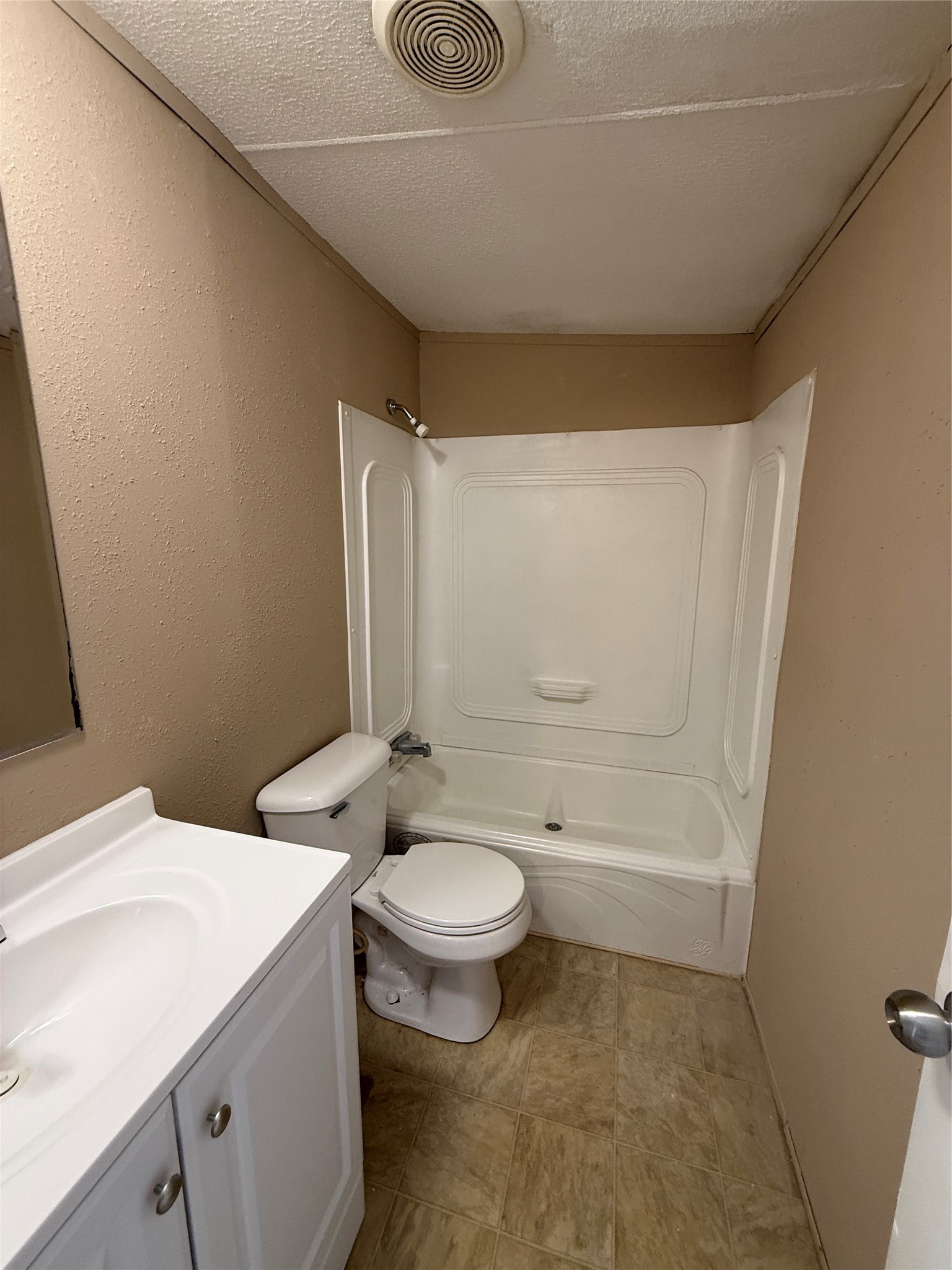 14 Walnut Bend Property Photo 19