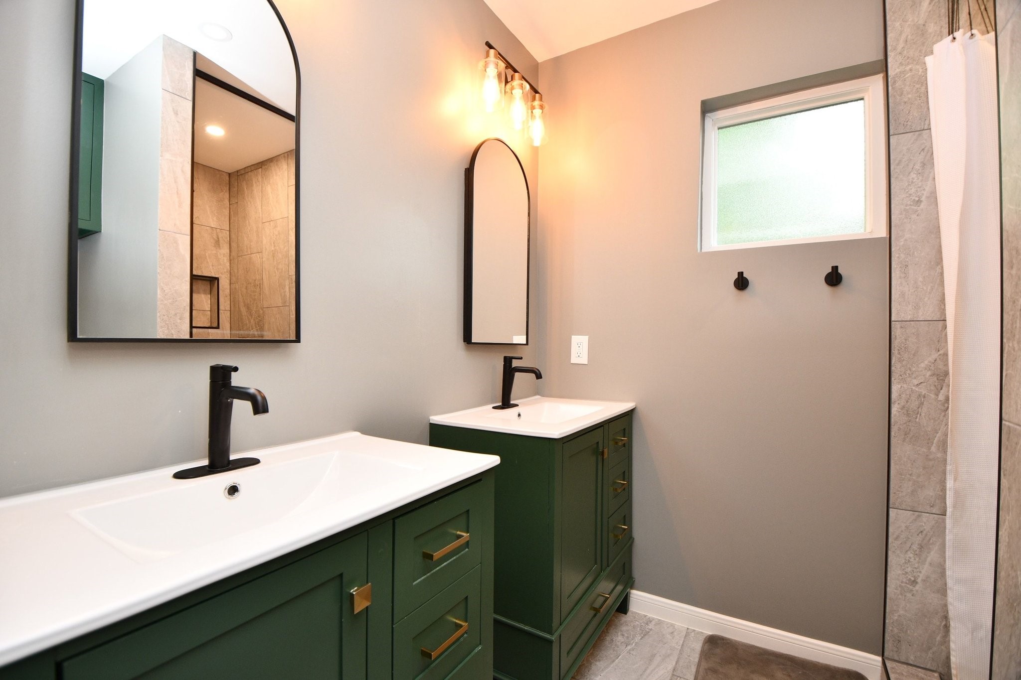 2554 Kevin Lane Property Photo 4