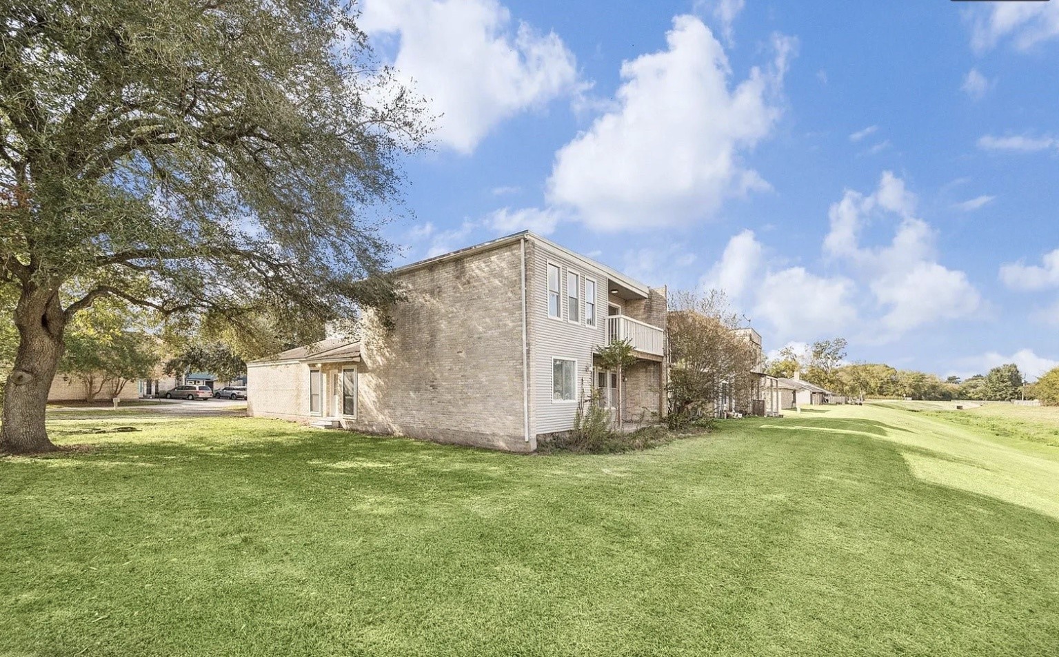 2223 Par Lane Property Photo 14