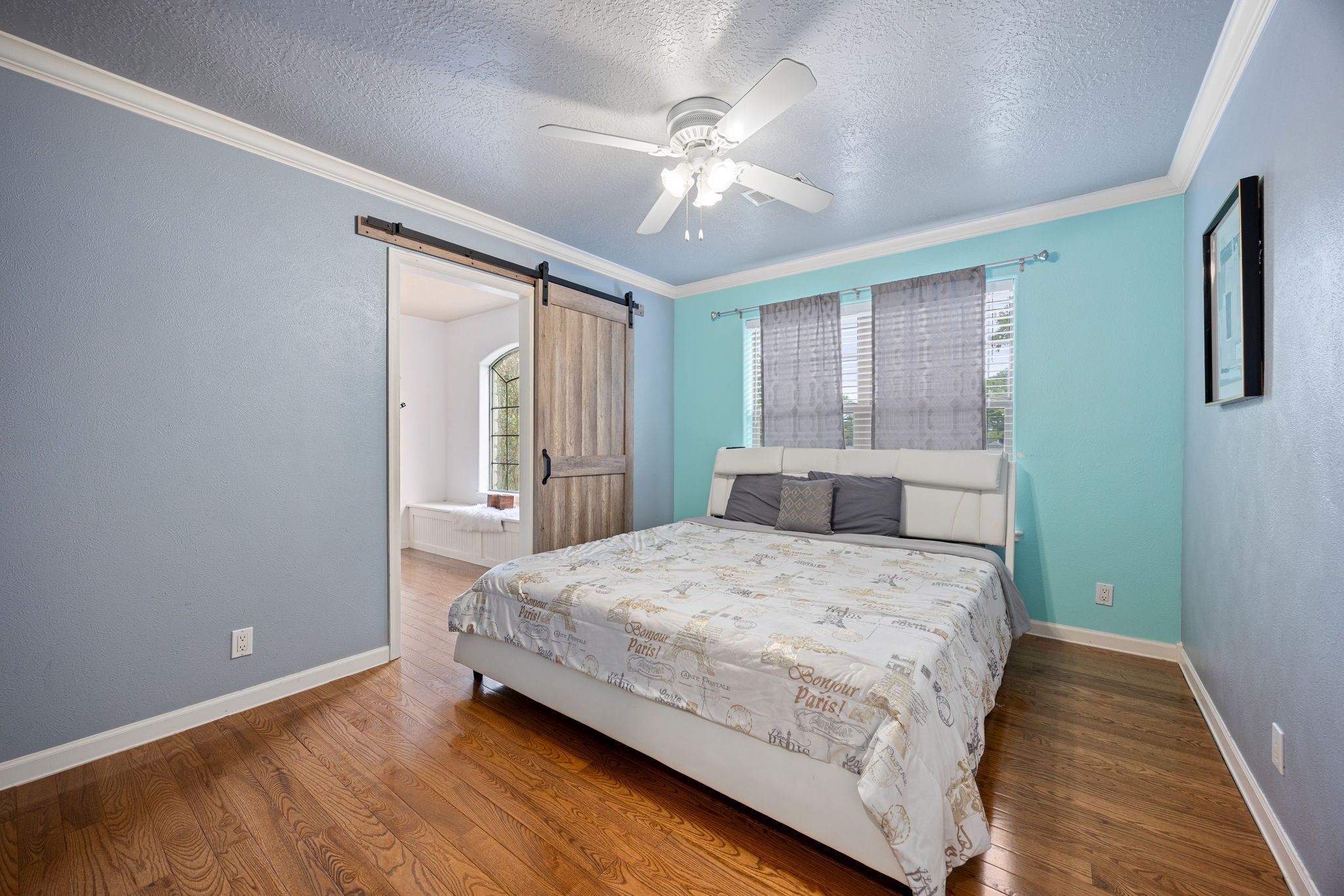 21427 Tophill Drive Property Photo 34
