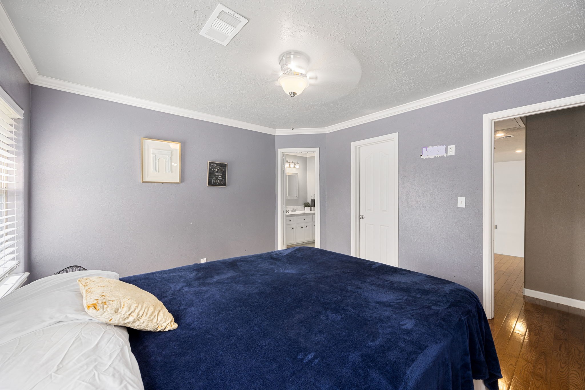 21427 Tophill Drive Property Photo 41