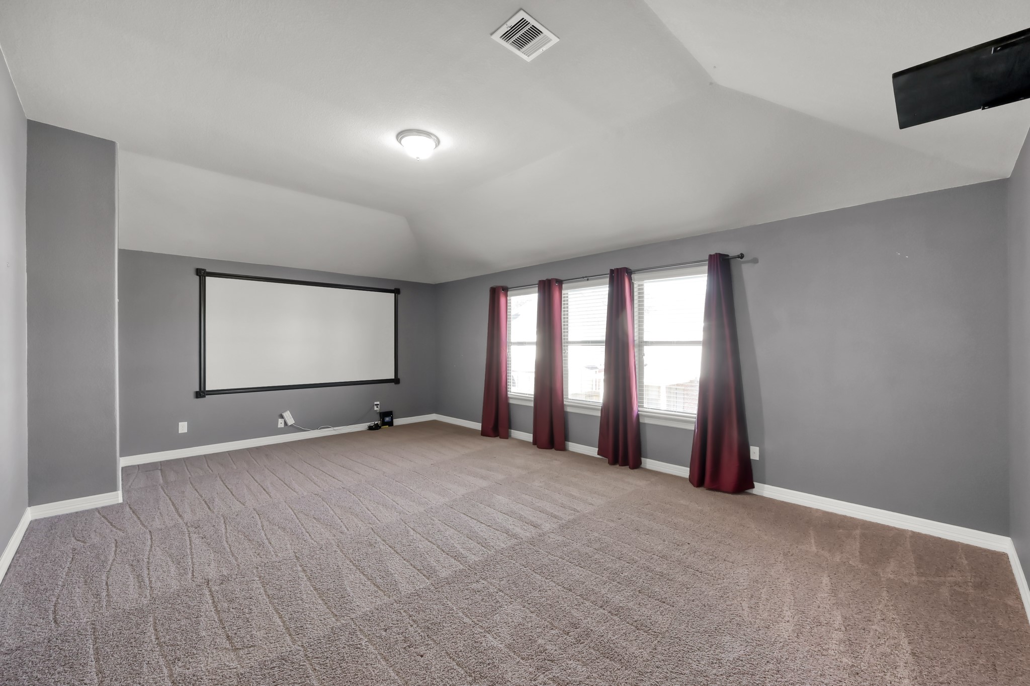 24407 Split Rock Falls Property Photo 8