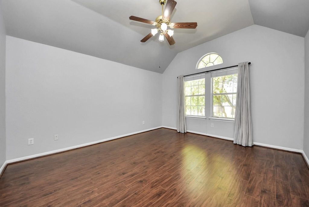 12815 Dadebrook Court Property Photo 10