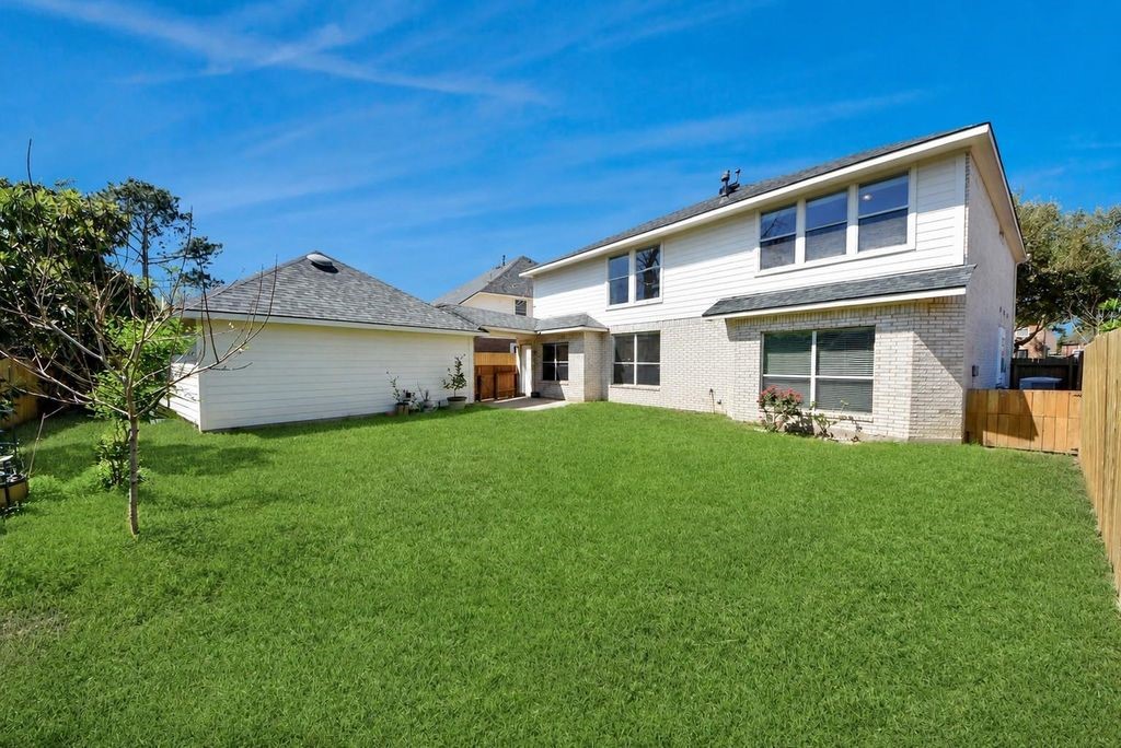 12815 Dadebrook Court Property Photo 27
