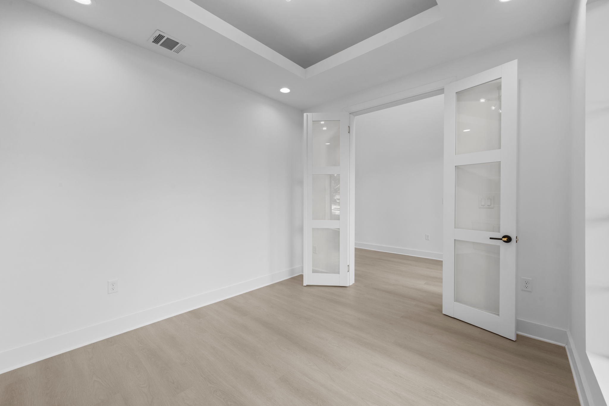 5513 Pagewood Lane Property Photo 9