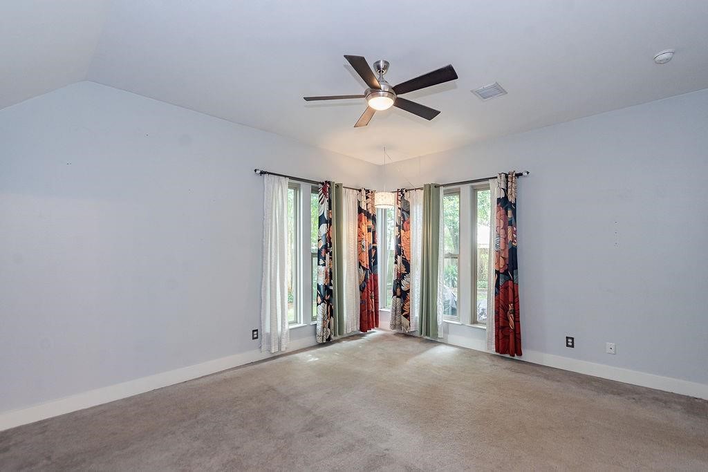 2306 Coleridge Court Property Photo 36