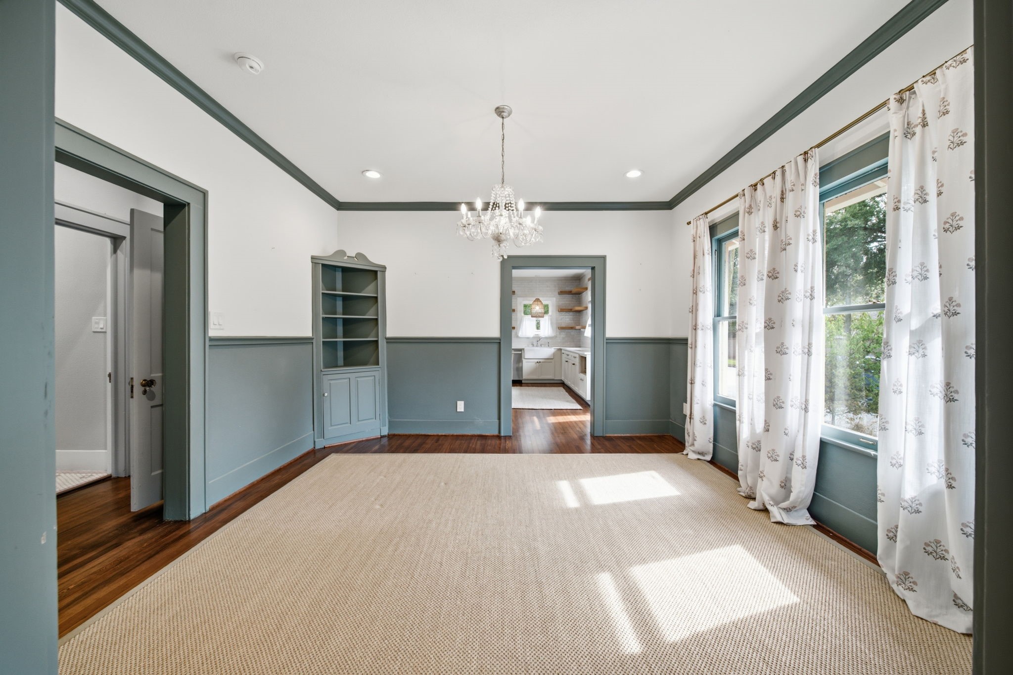 730 Bayland Avenue Property Photo 4