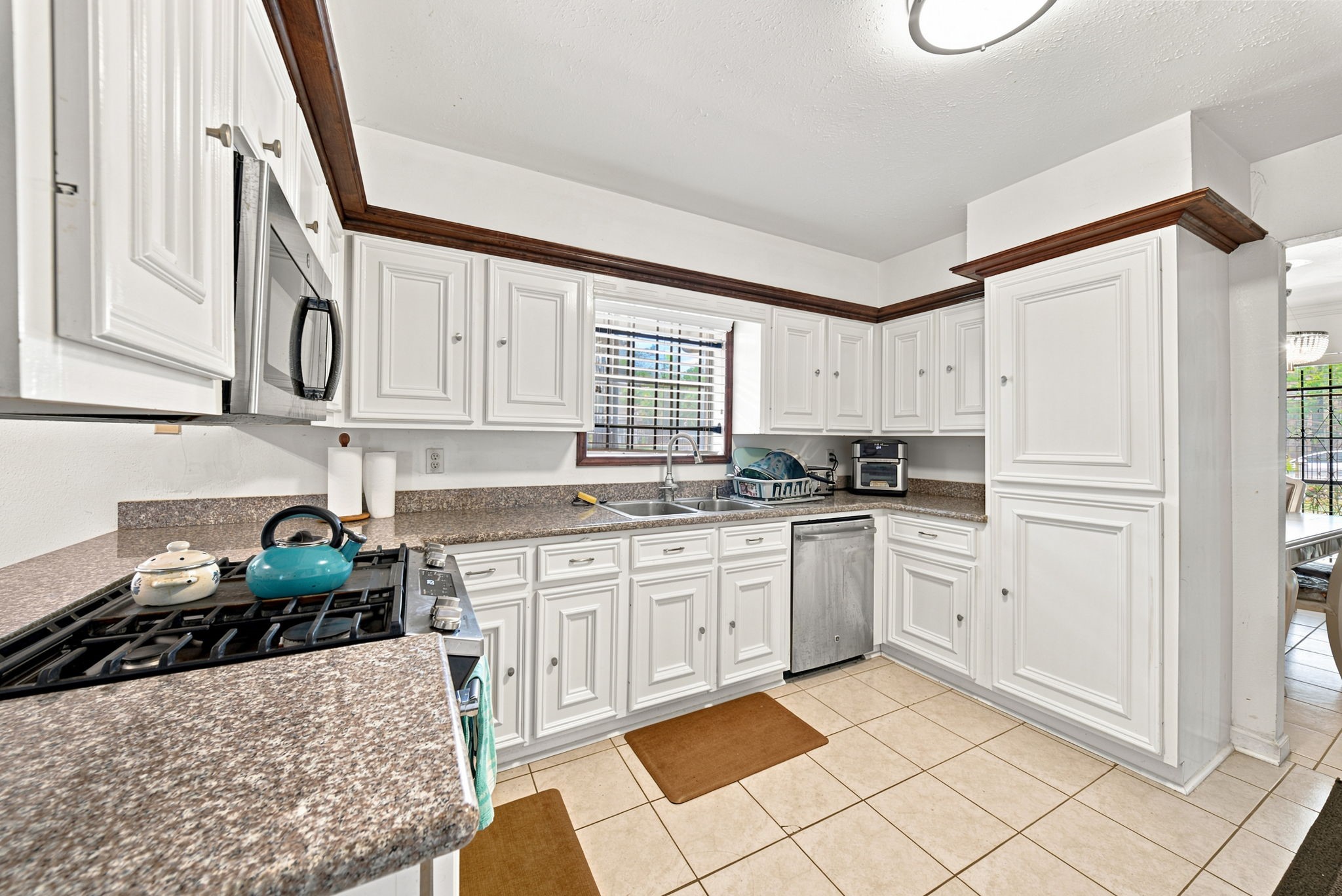 2314 Verhalen Avenue Property Photo 7
