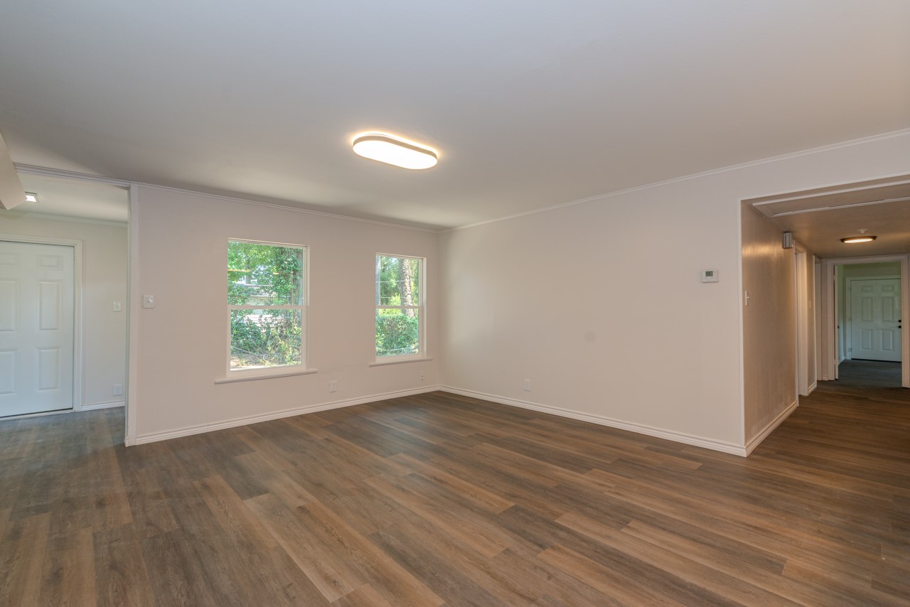 3825 Buckingham Row Property Photo 5