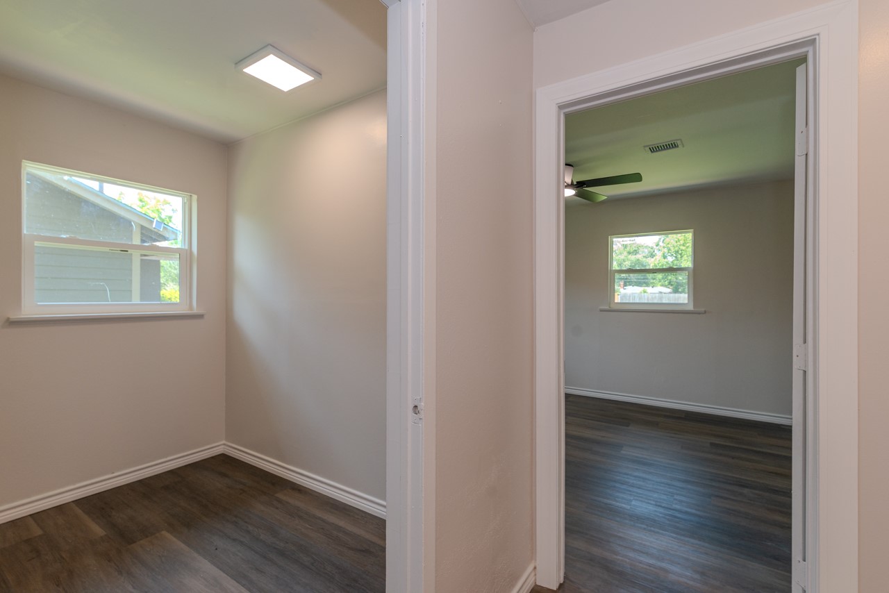 3825 Buckingham Row Property Photo 14