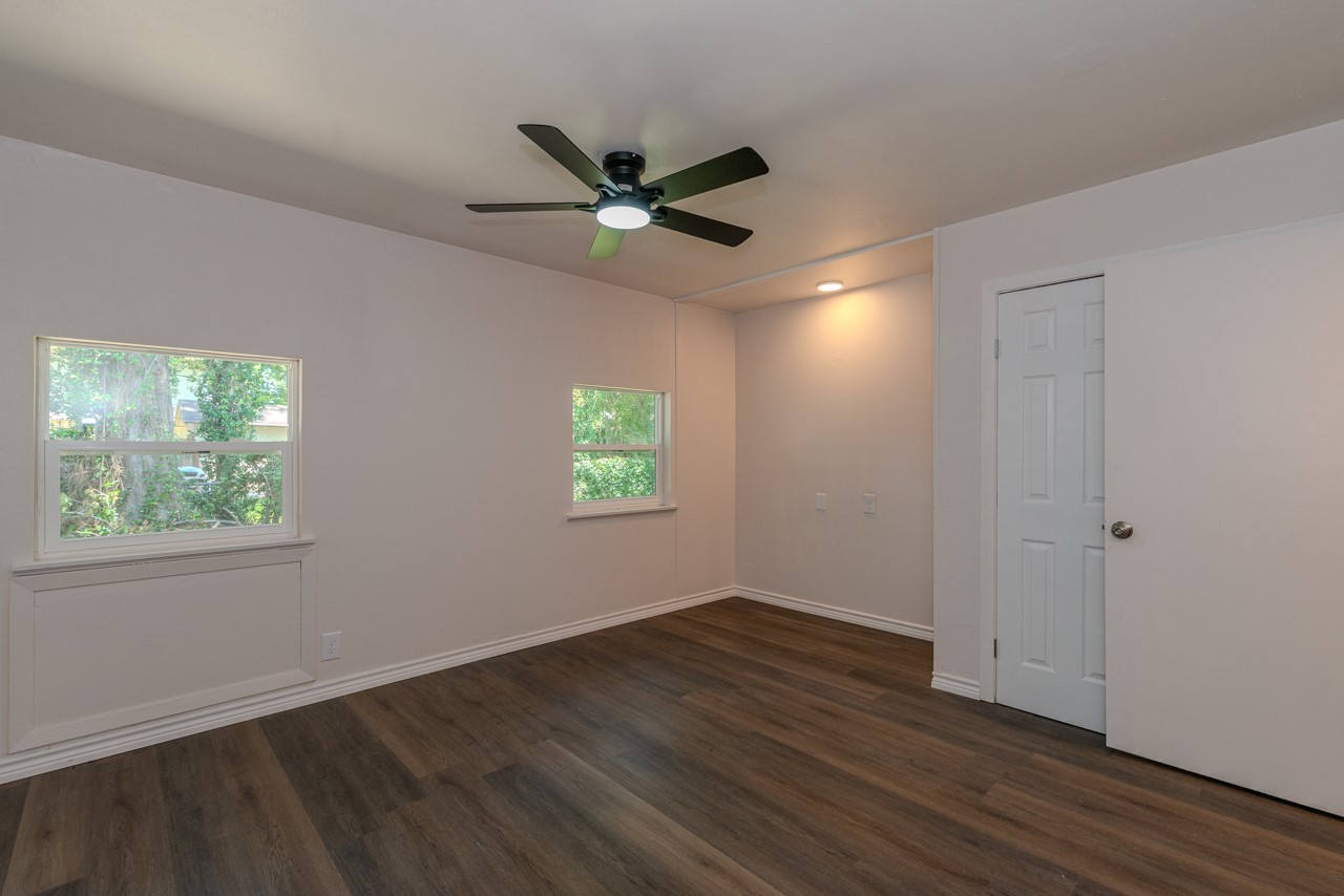 3825 Buckingham Row Property Photo 17