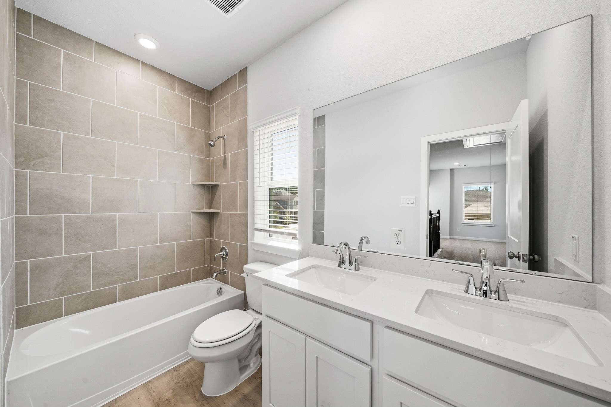 40506 Tyto Lane Property Photo 3
