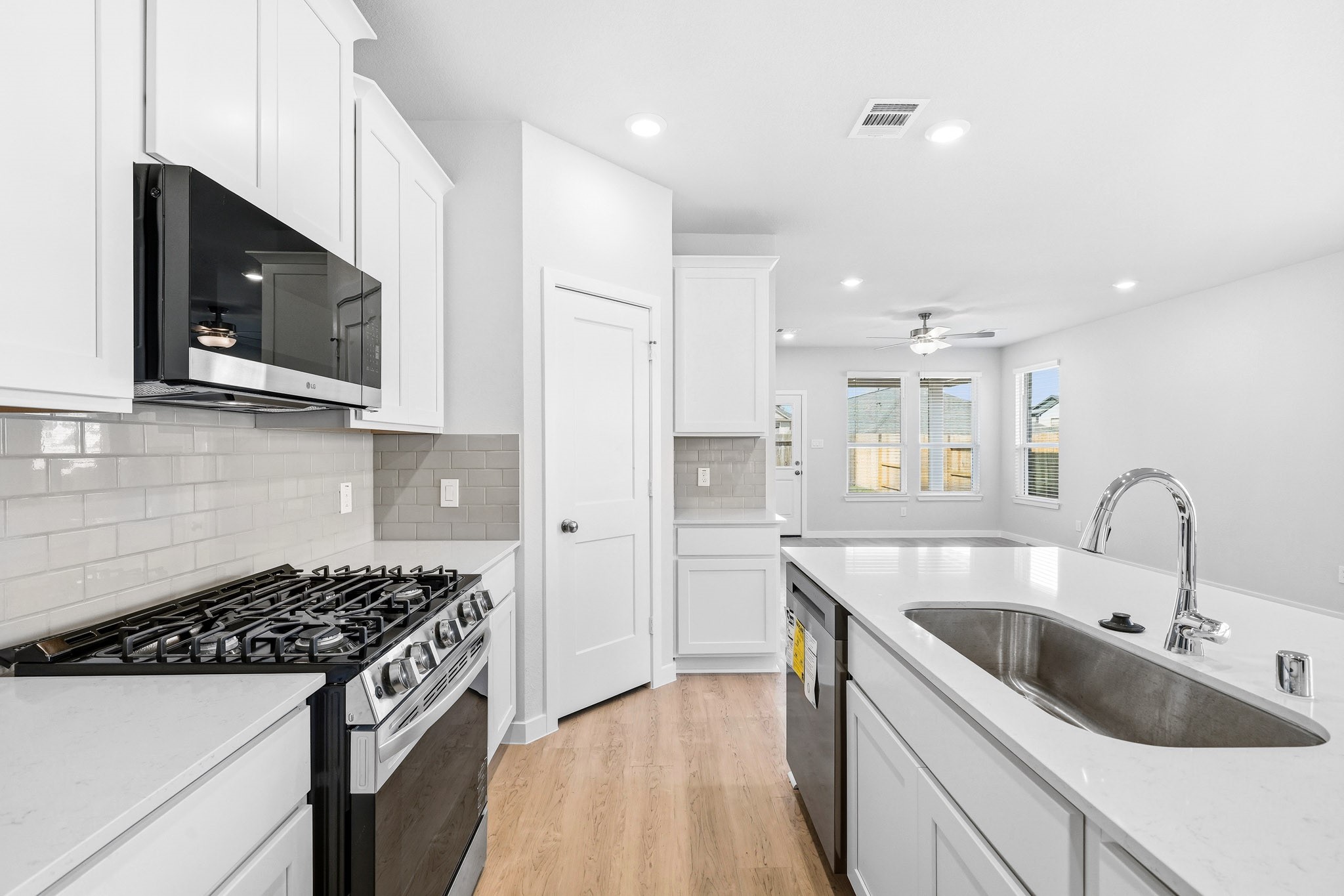 40506 Tyto Lane Property Photo 16